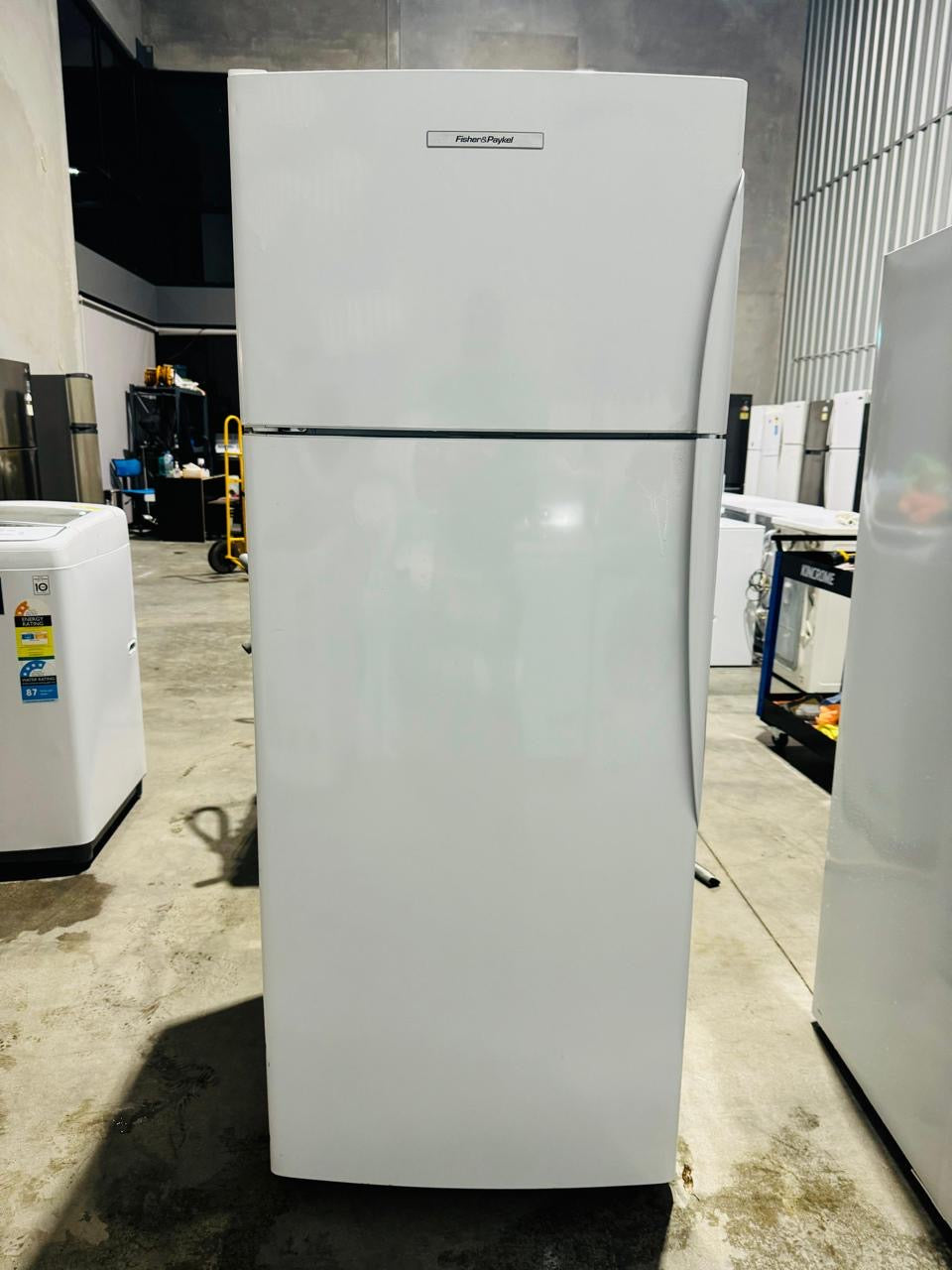 **FISHER & PAYKEL 447 LITRES FRIDGE FREEZER**