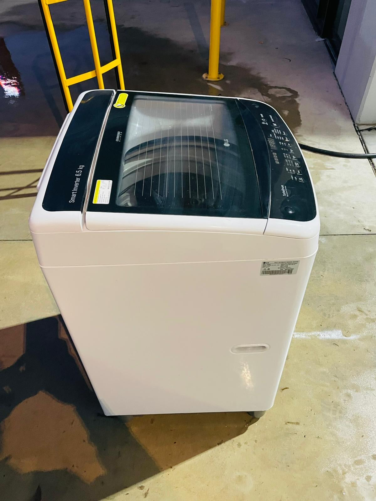 **LG 6.5 KGS TOP LOADER WASHING MACHINE**