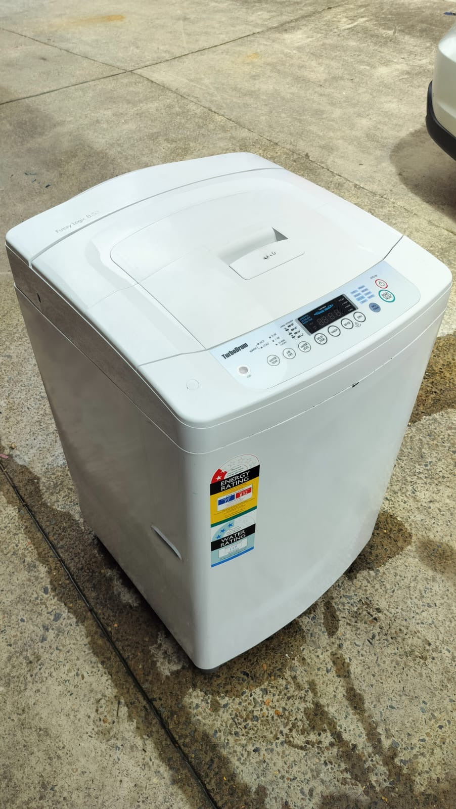 **LG 8.5 KGS TOP LOADER WASHING MACHINE**