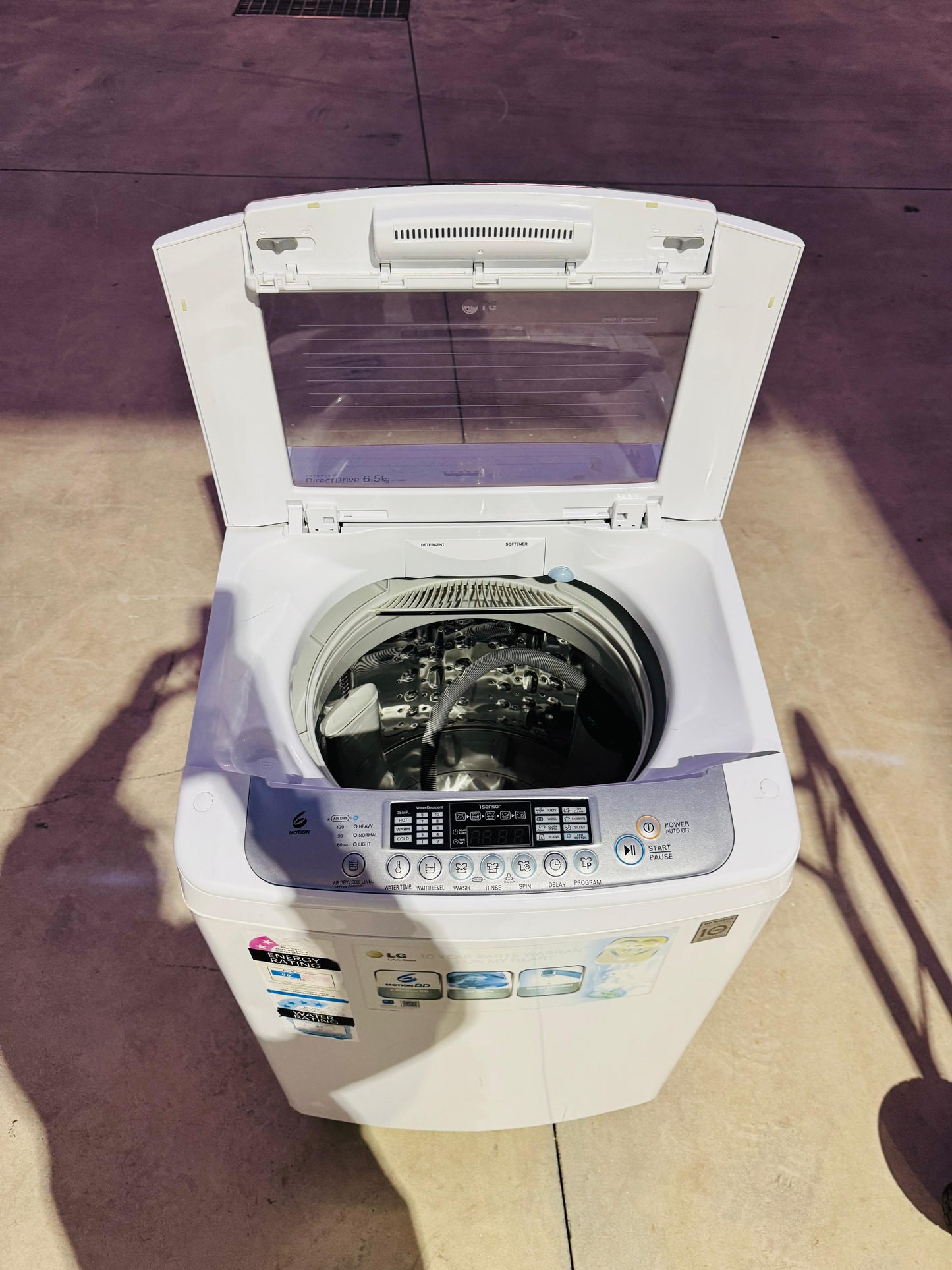 **LG 6.5 KGS TOP LOADER WASHING MACHINE**