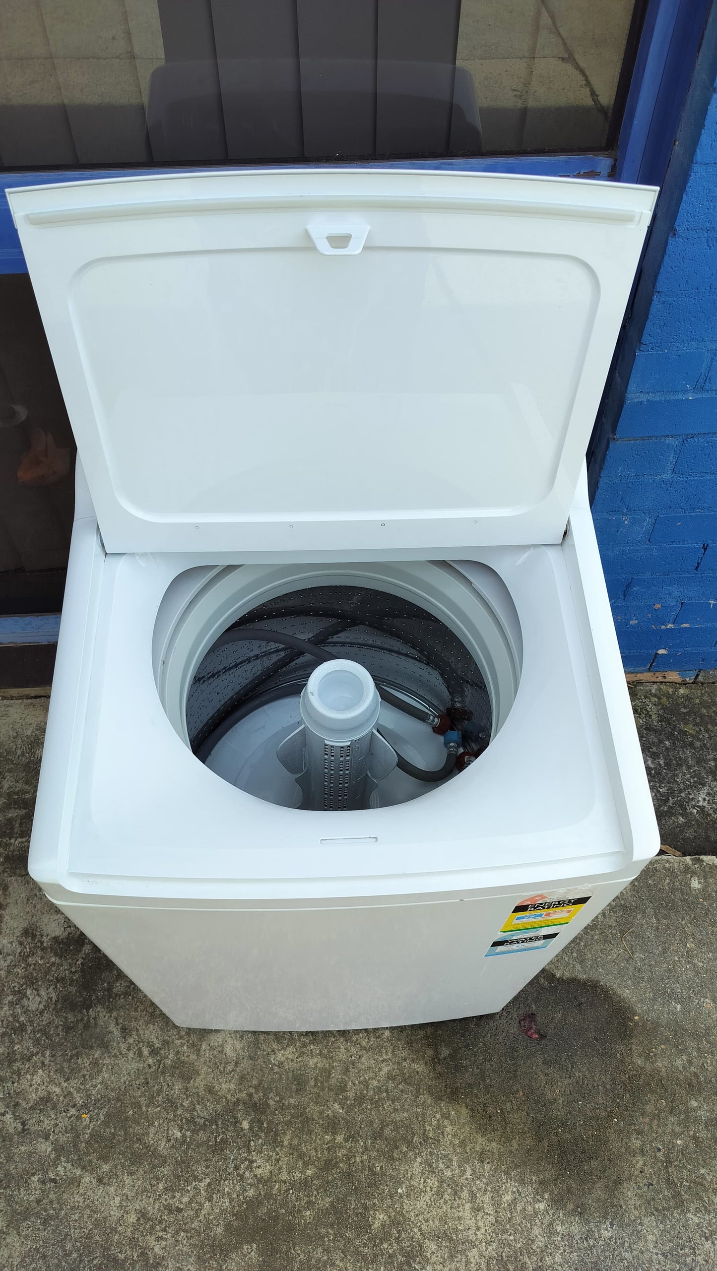 **FISHER & PAYKEL 8 KGS TOPLOADER WASHING MACHINE**