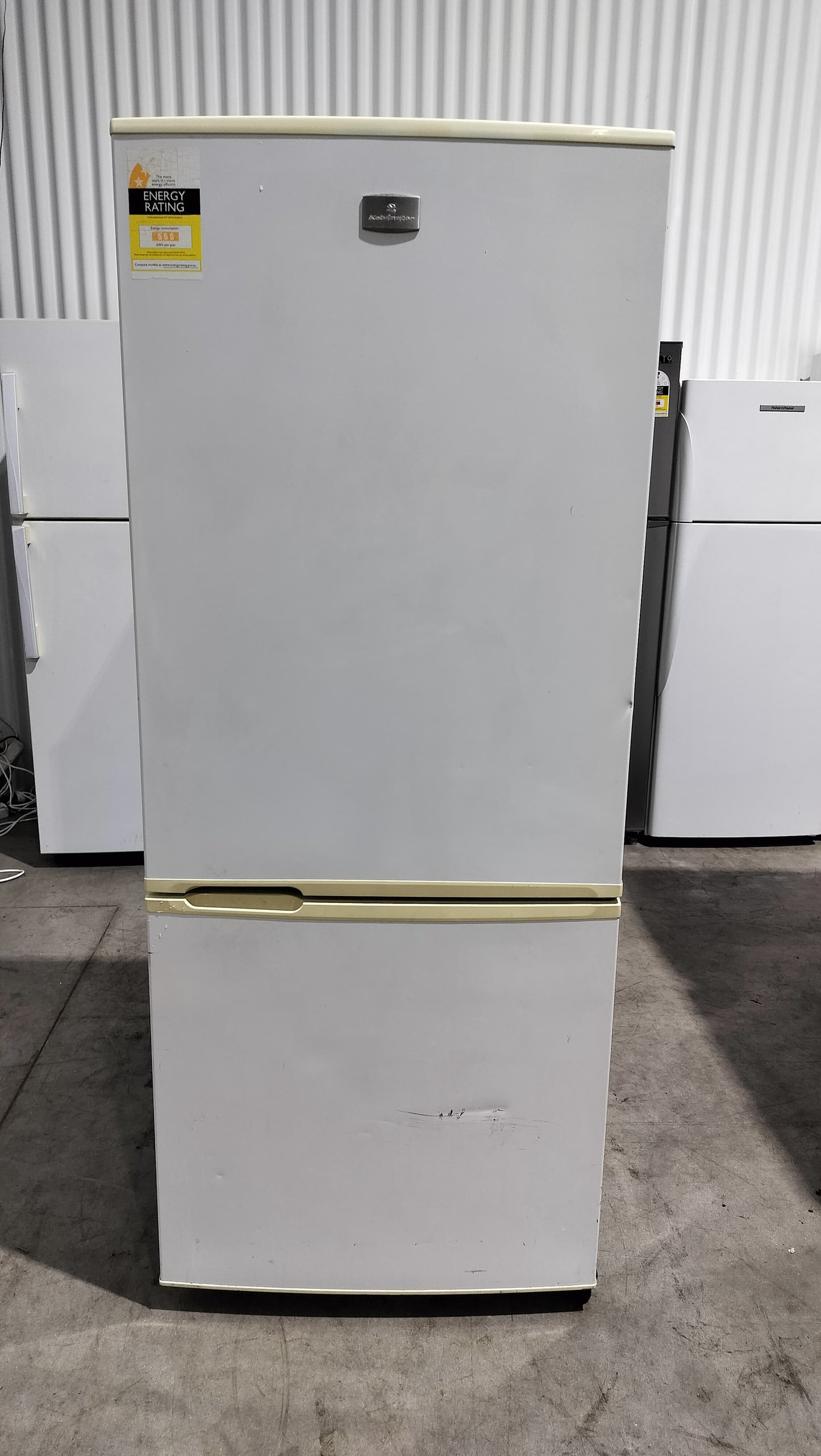 **KELVINATOR 380 LITRES FRIDGE FREEZER**