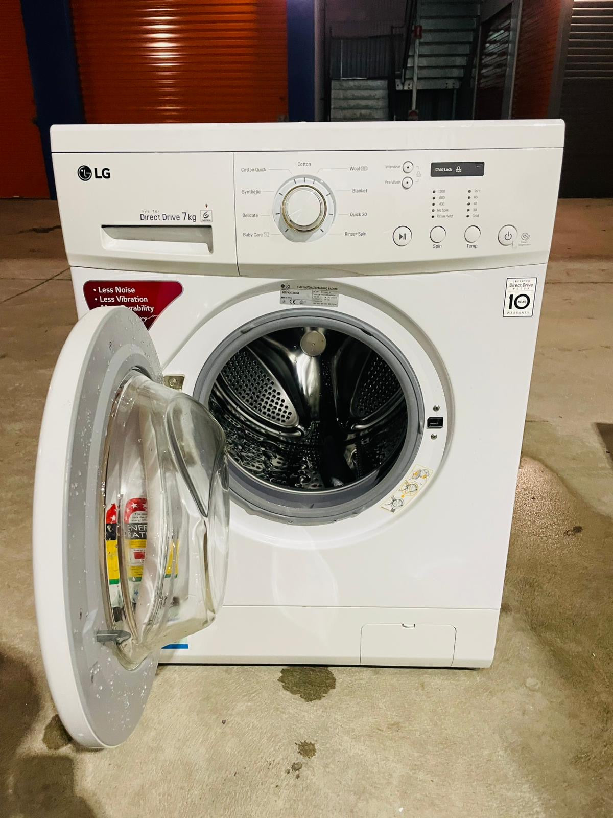 **LG 7 KGS FRONT LOADER WASHING MACHINE**