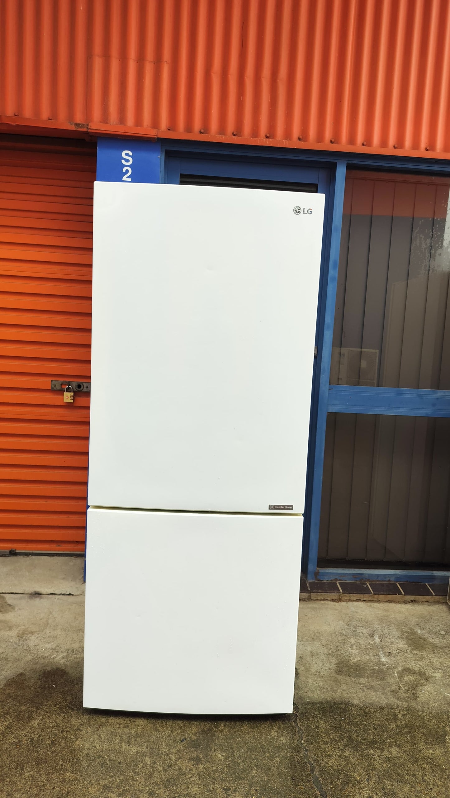 **LG 450 LITRES FRIDGE FREEZER**