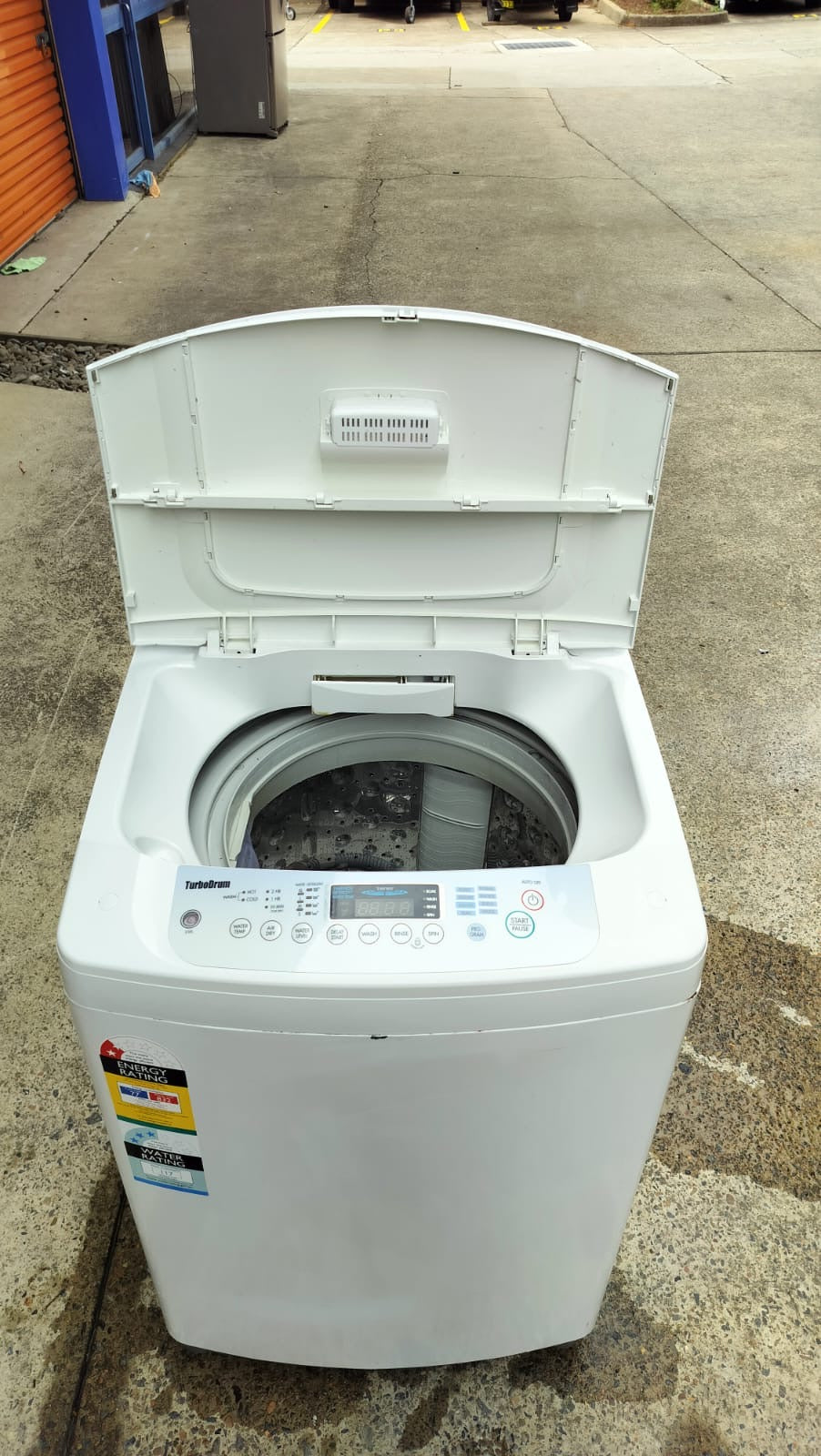 **LG 8.5 KGS TOP LOADER WASHING MACHINE**