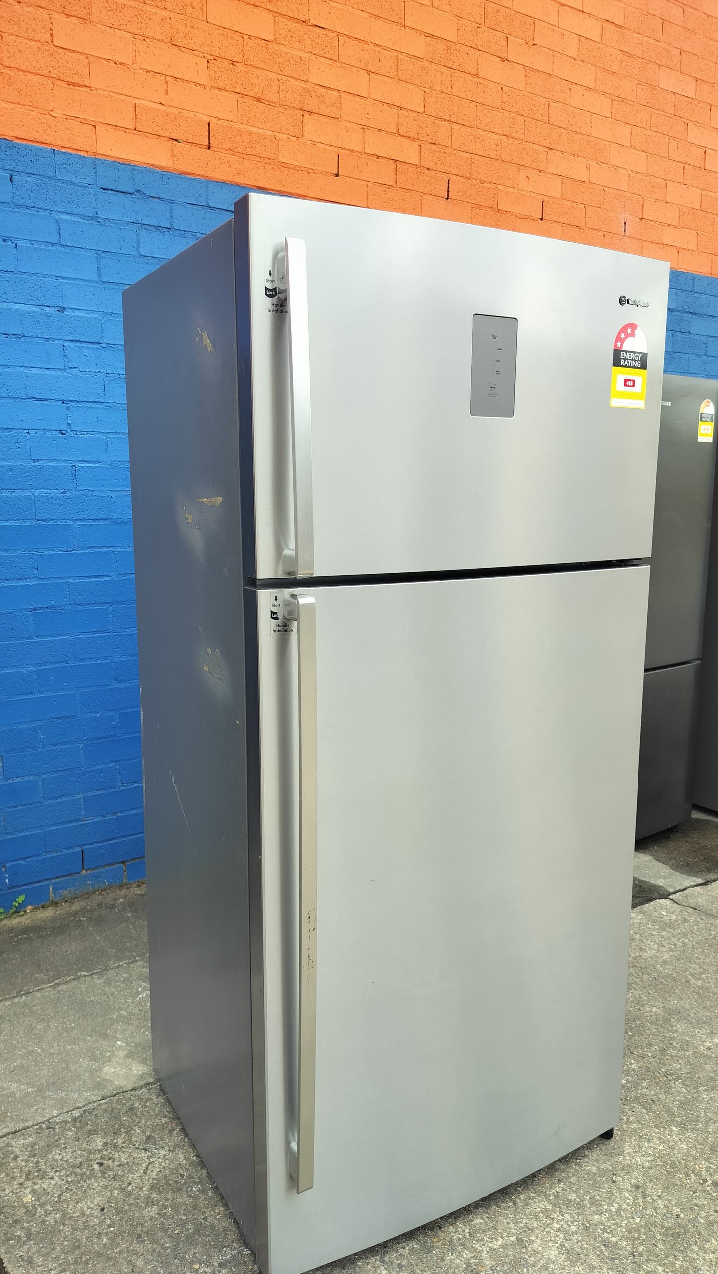 **WESTINGHOUSE 538 LITRES FRIDGE FREEZER**