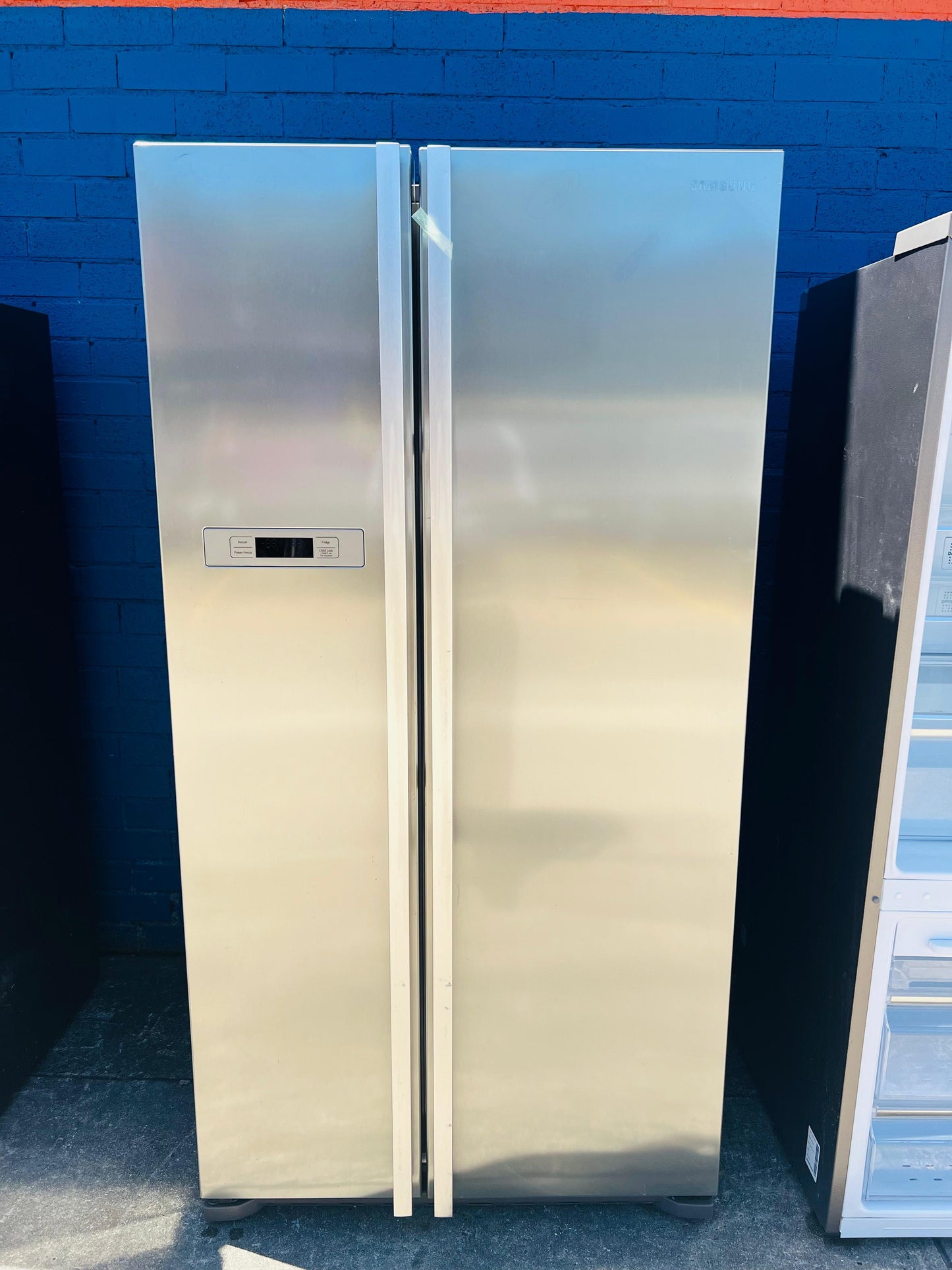 **SAMSUNG SIDE BY SIDE 710 LITRES FRIDGE FREEZER**