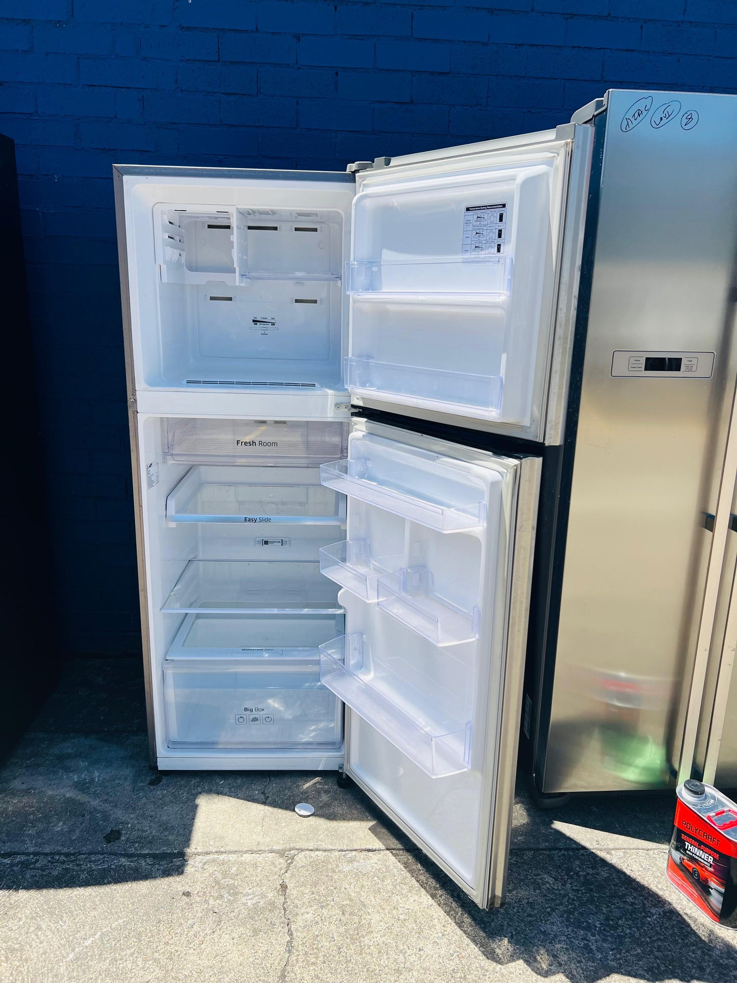 **SAMSUNG 320 LITRES FRIDGE FREEZER **