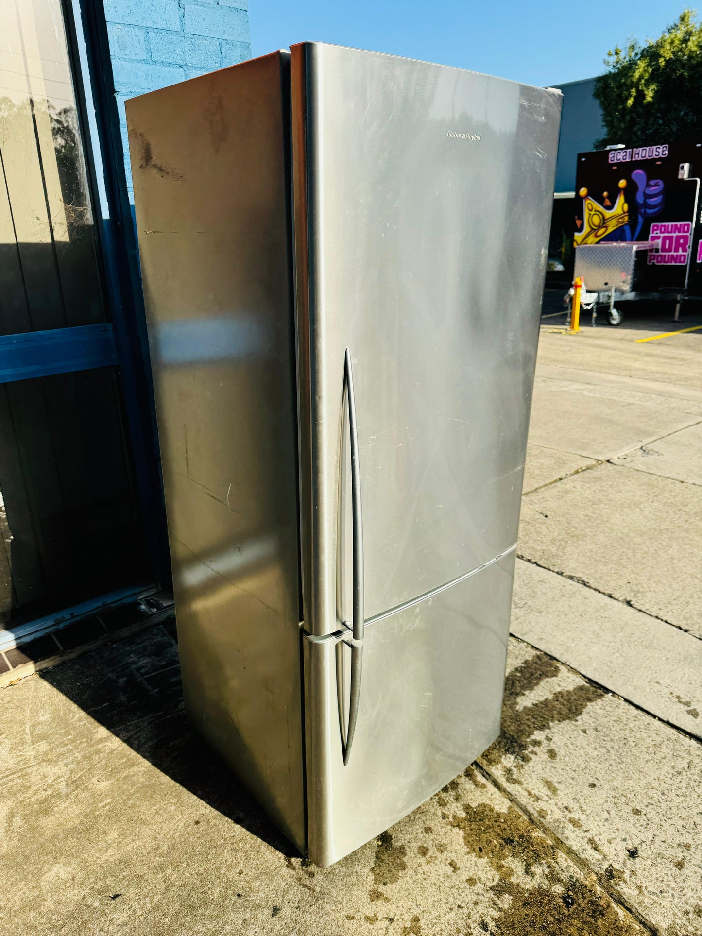 **FISHER & PAYKEL 442 LITRES FRIDGE FREEZER**