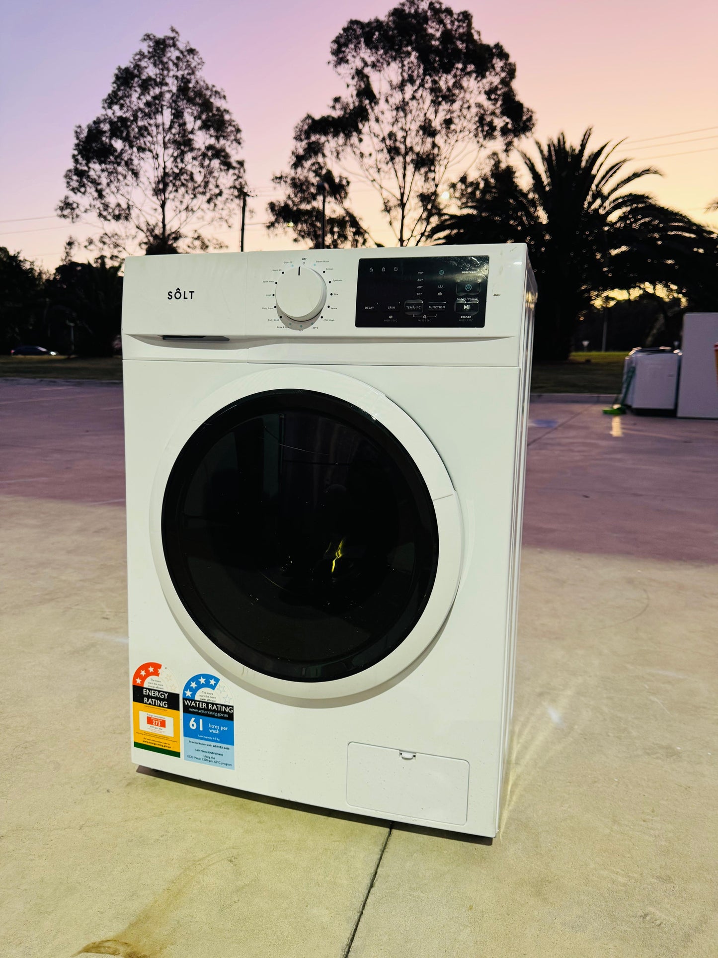 **SOLT 6KGS FRONT LOADER WASHING MACHINE**