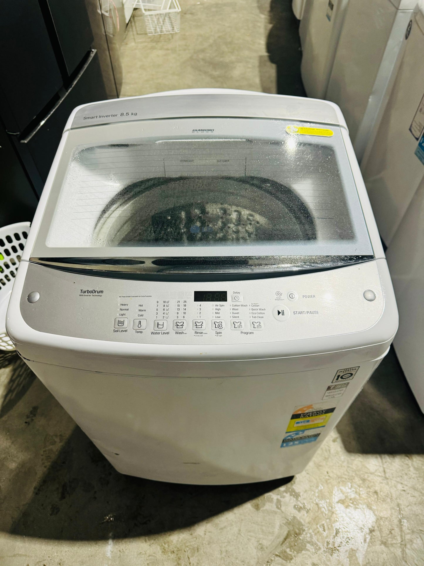 **LG 8.5KGS TOP LOADER WASHING MACHINE**