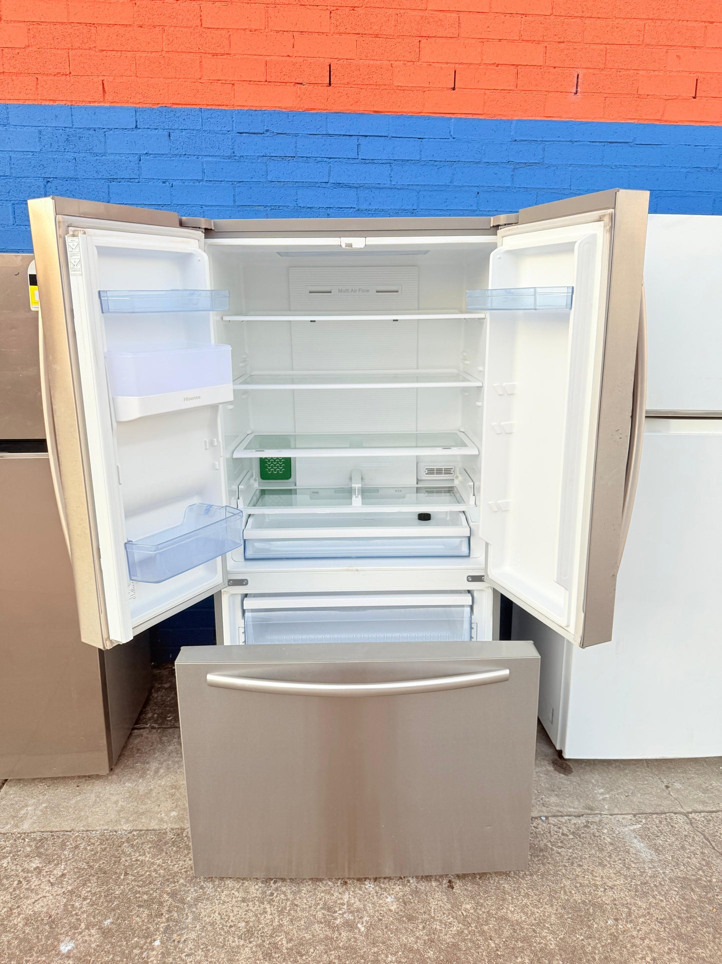 **HISENSE 630 LITRES FRENCH DOOR FRIDGE FREEZER**