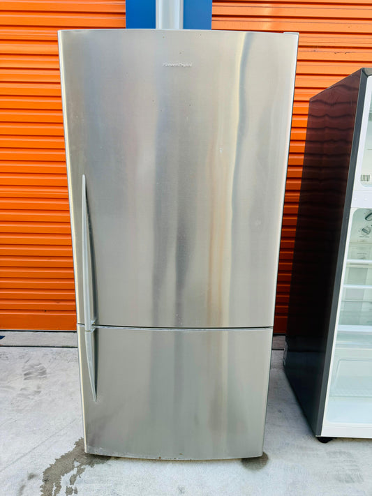 **FISHER & PAYKEL 519 LITRES FRIDGE FREEZER**