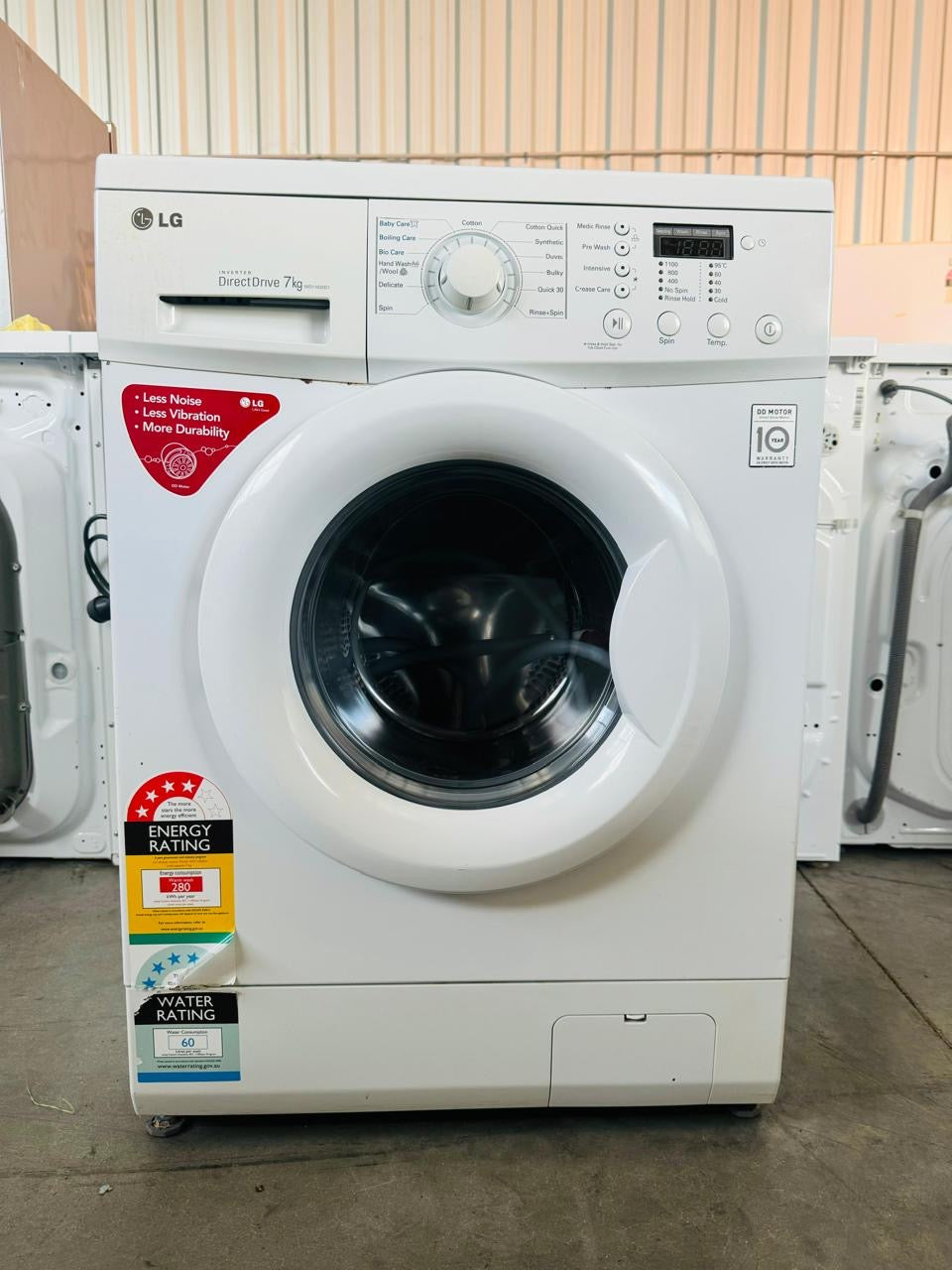 **LG 7KGS FRONT LOADER WASHING MACHINE**