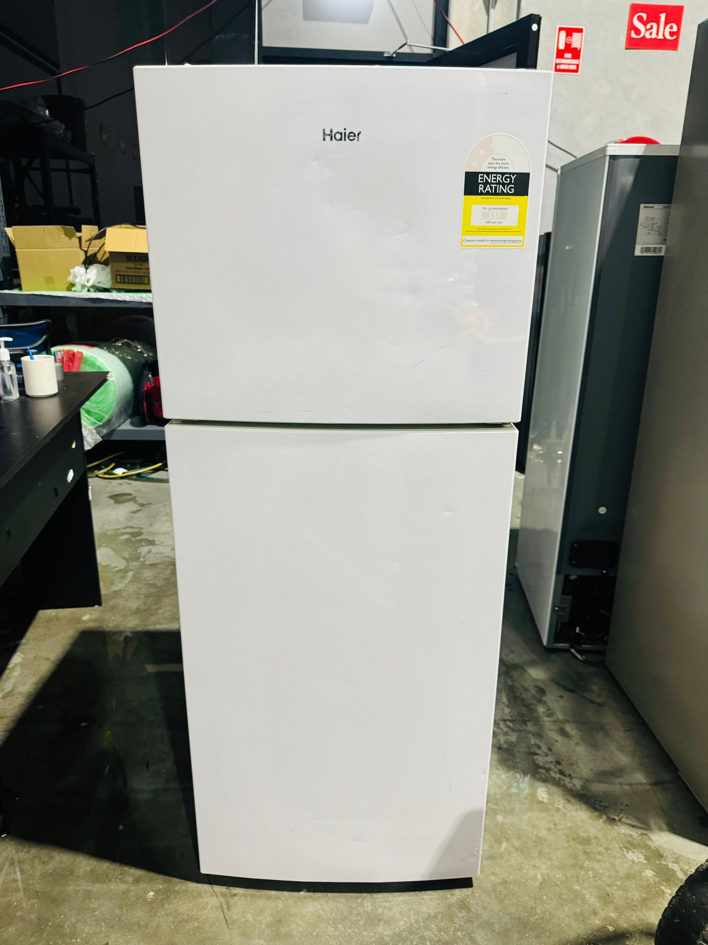 **HAIER 222 LITRES FRIDGE FREEZER**