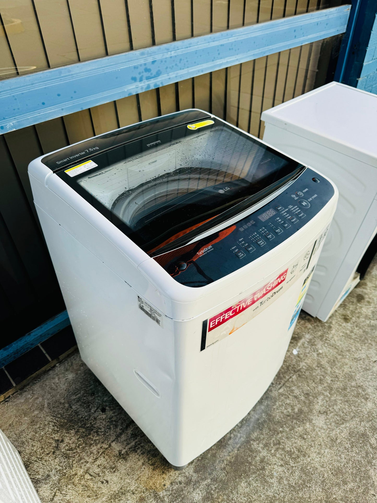 **LG 7.5KGS TOP LOADER WASHING MACHINE**