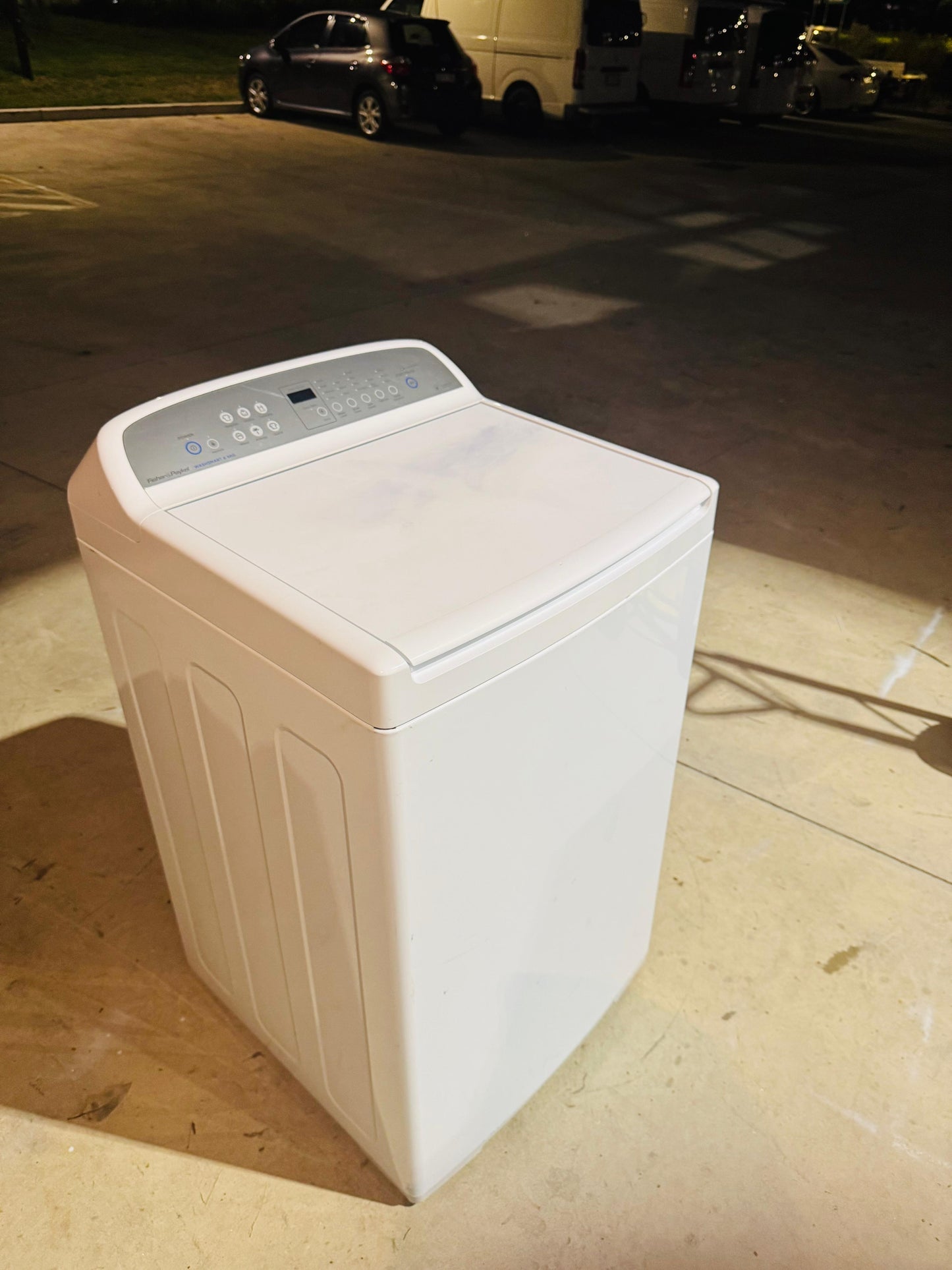 **FISHER & PAYKEL 8.5KGS TOP LOADER WASHING MACHINE**