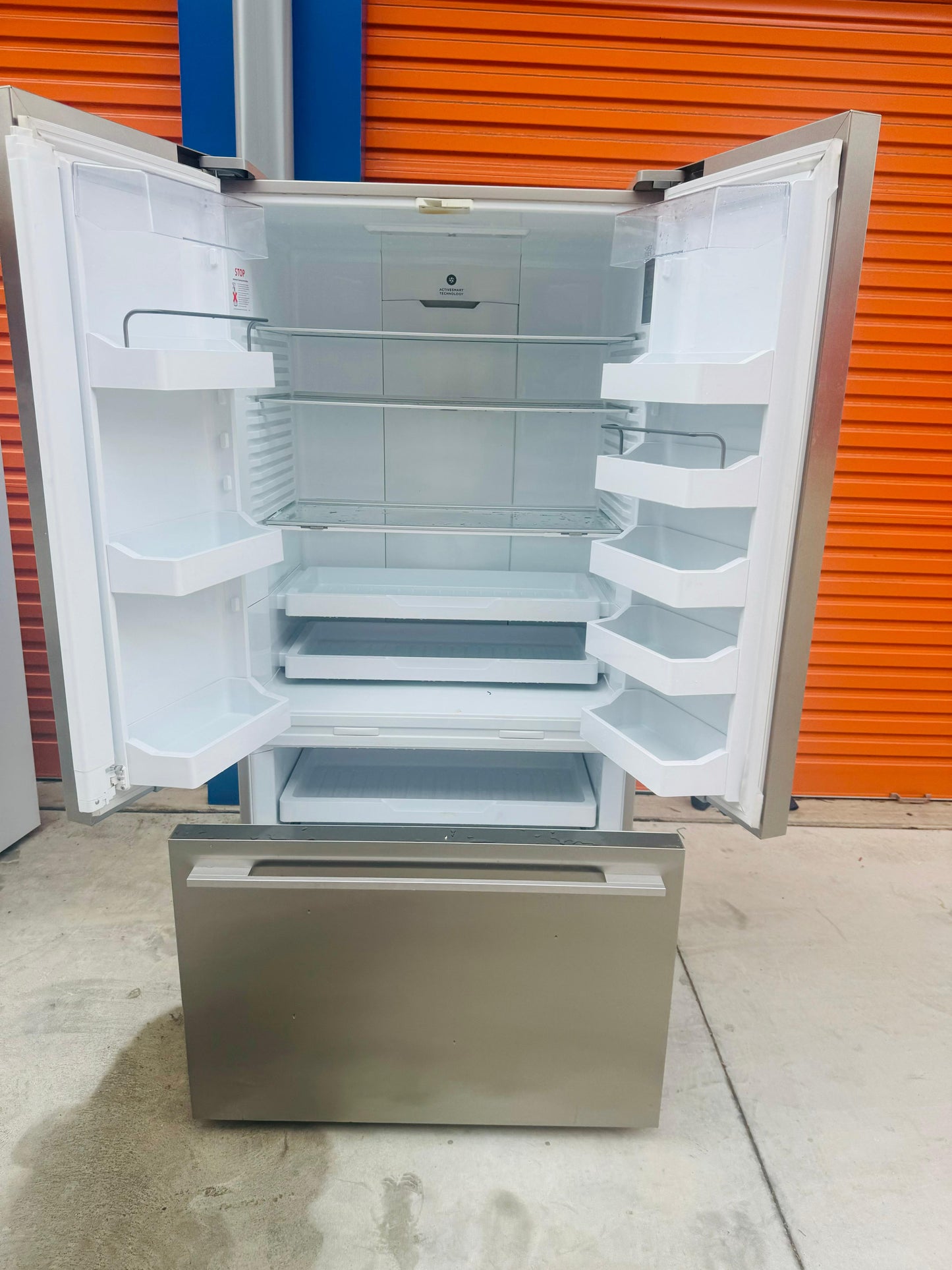 **FISHER & PAYKEL FRENCH DOOR 610 LITRES FRIDGE FREEZER**