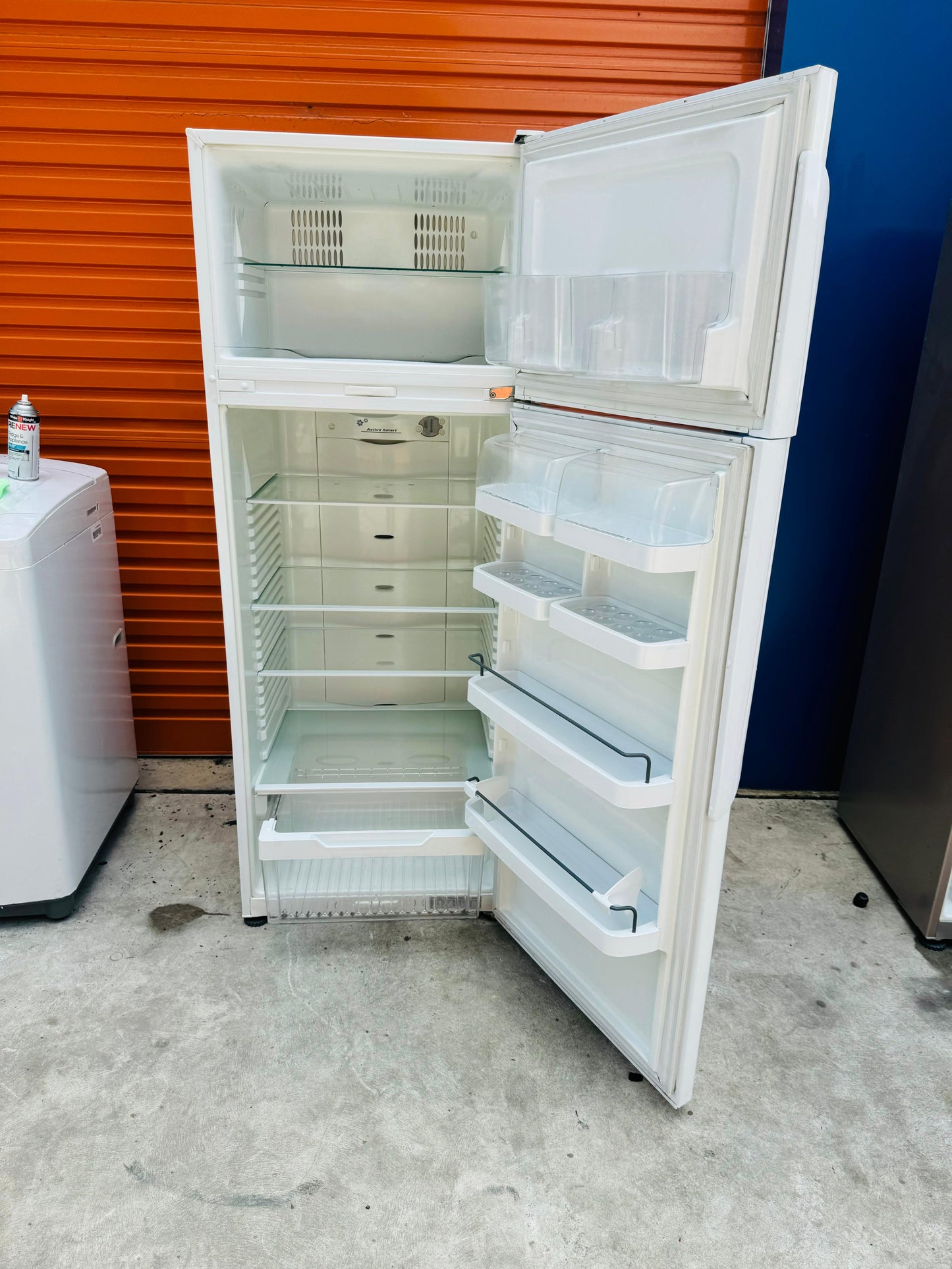 **FISHER & PAYKEL 411 LITRES FRIDGE FREEZER**