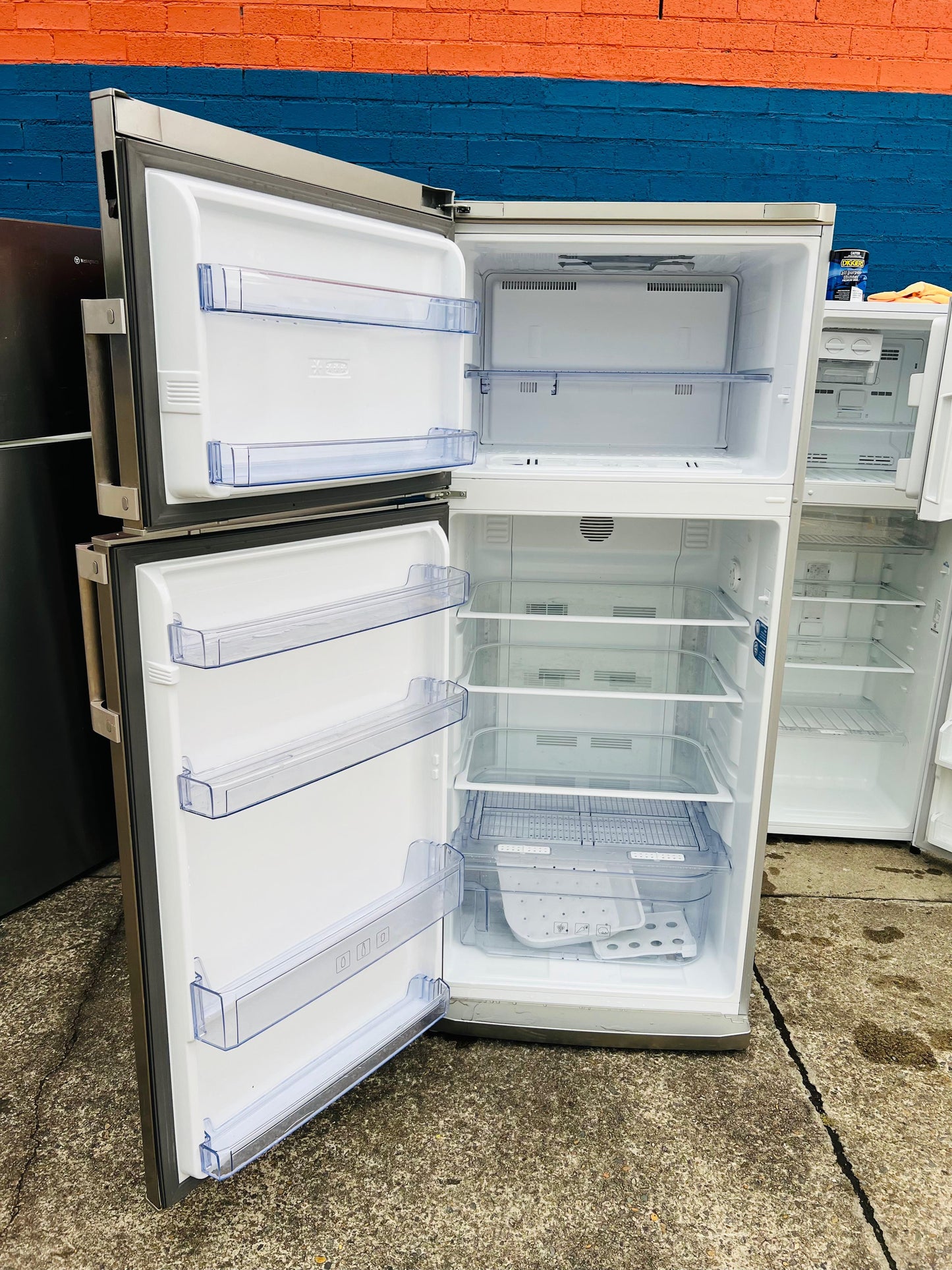 **BEKO 415 LITRES FRIDGE FREEZER**