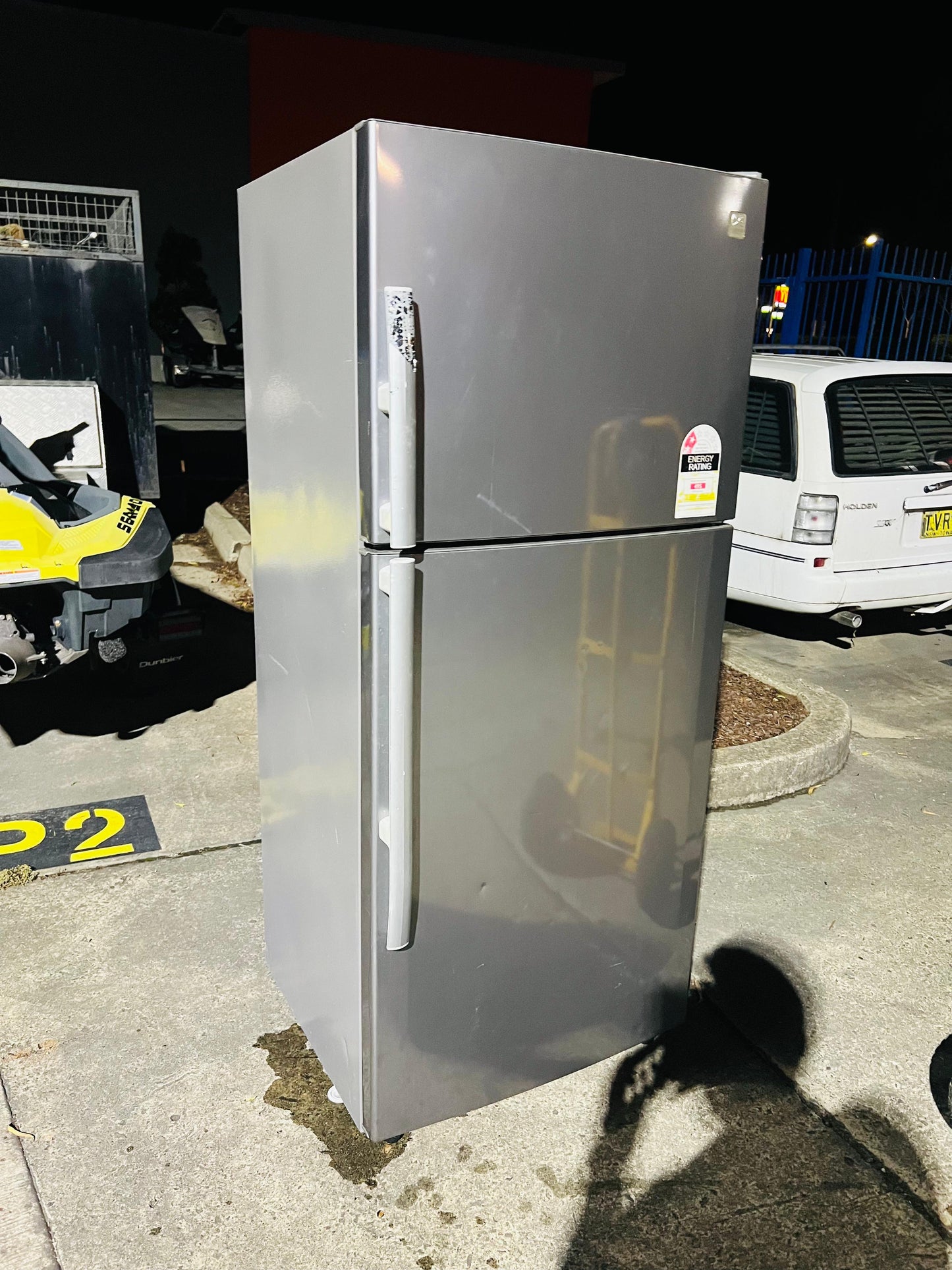 **DAEVOO 405 LITRES FRIDGE FREEZER**