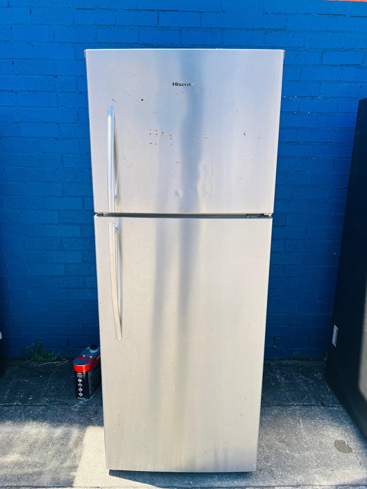 **HISENSE 436 LITRES FRIDGE FREEZER **