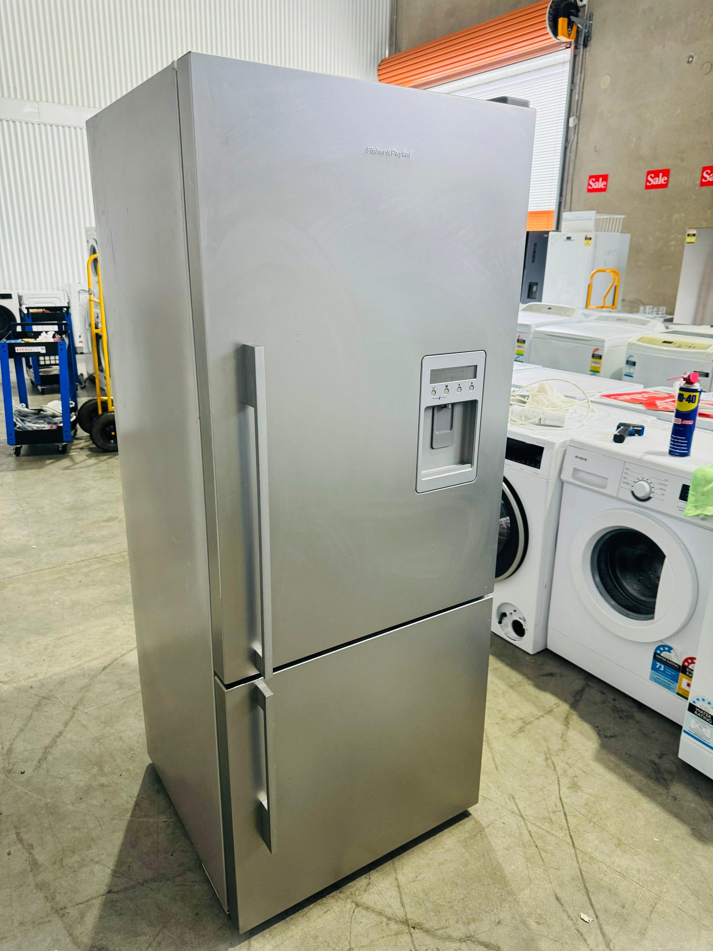 **FISHER & PAYKEL 442 LITRES FRIDGE FREEZER**