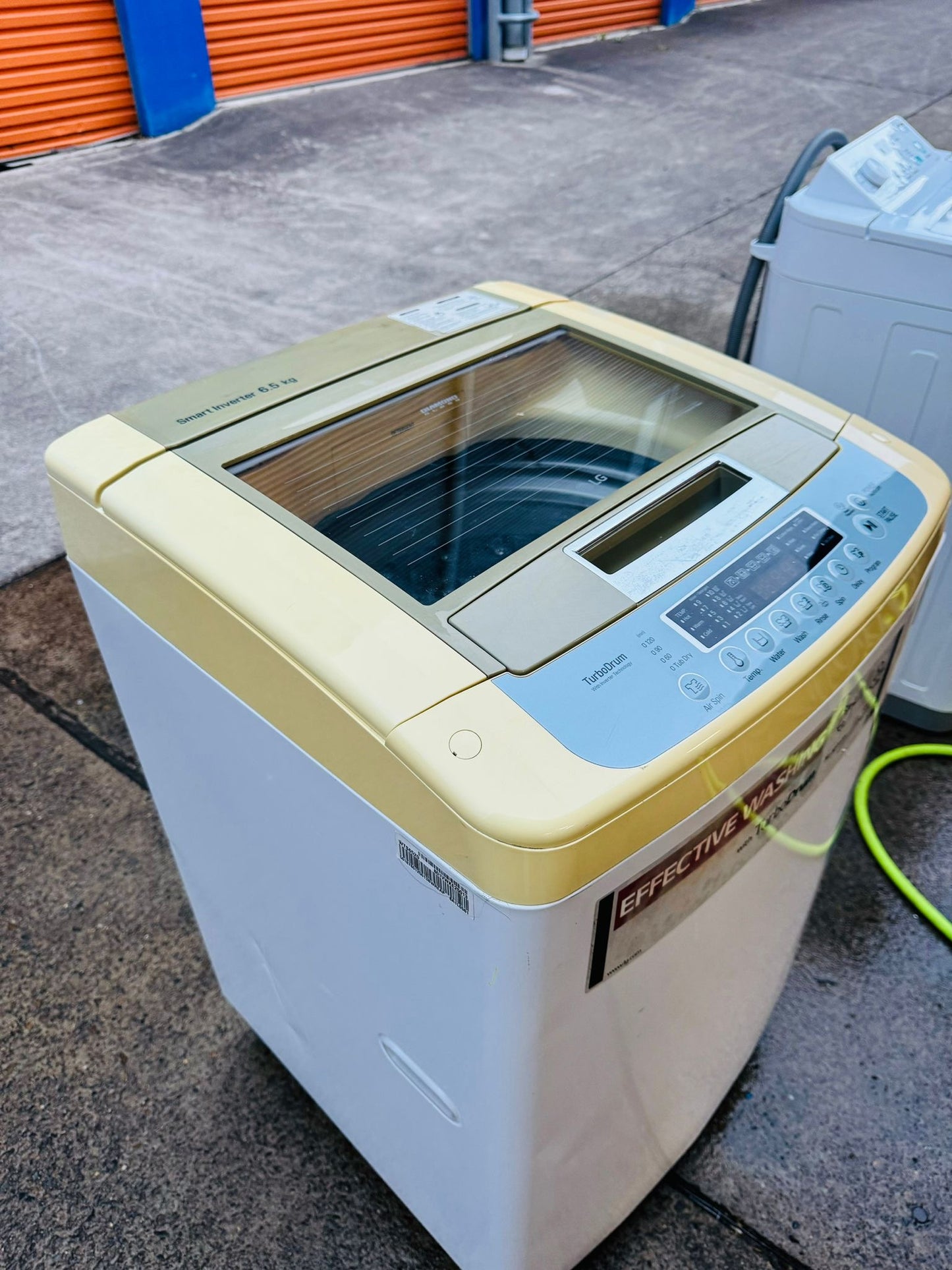 **LG 6.5KGS TOP LOADER WASHING MACHINE**