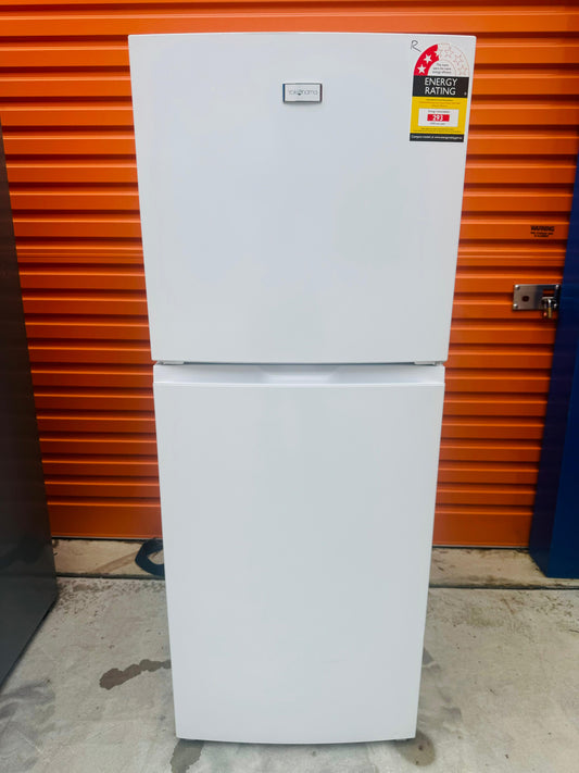 **YOKOHAMA 198 LITRES FRIDGE FREEZER**