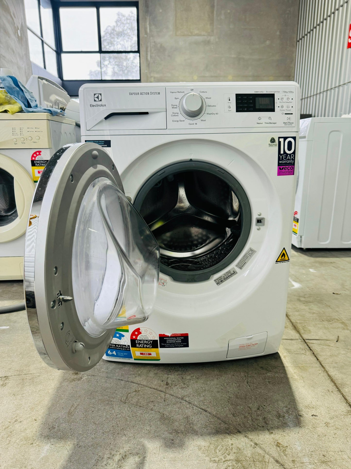 **ELECTROLUX 7.5KGS FRONT LOADER WASHING MACHINE**