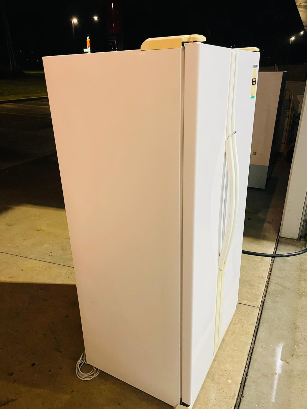 **SAMSUNG 535 LITRES SIDE BY SIDE DOOR FRIDGE FREEZER**