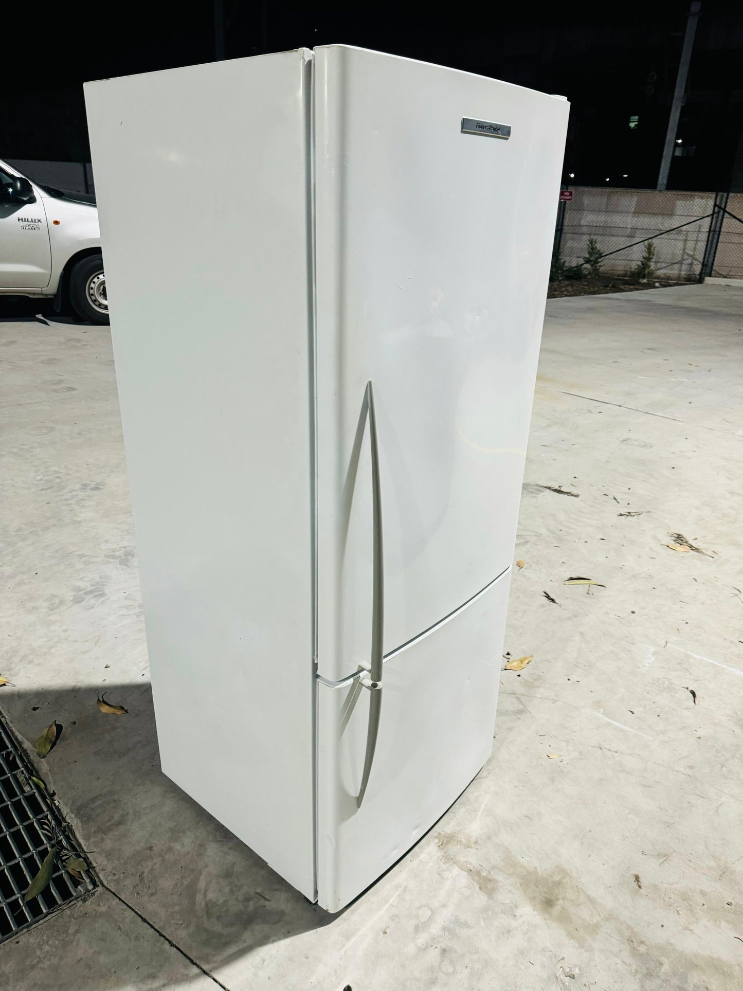 **FISHER & PAYKEL 442 LITRES FRIDGE FREEZER**