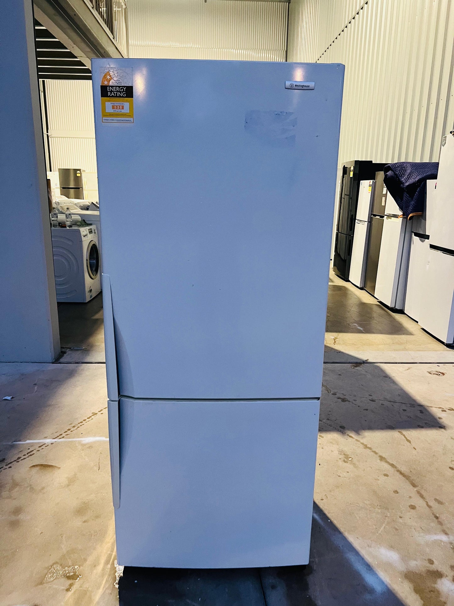 **WESTINGHOUSE 430 LITRES FRIDGE FREEZER**