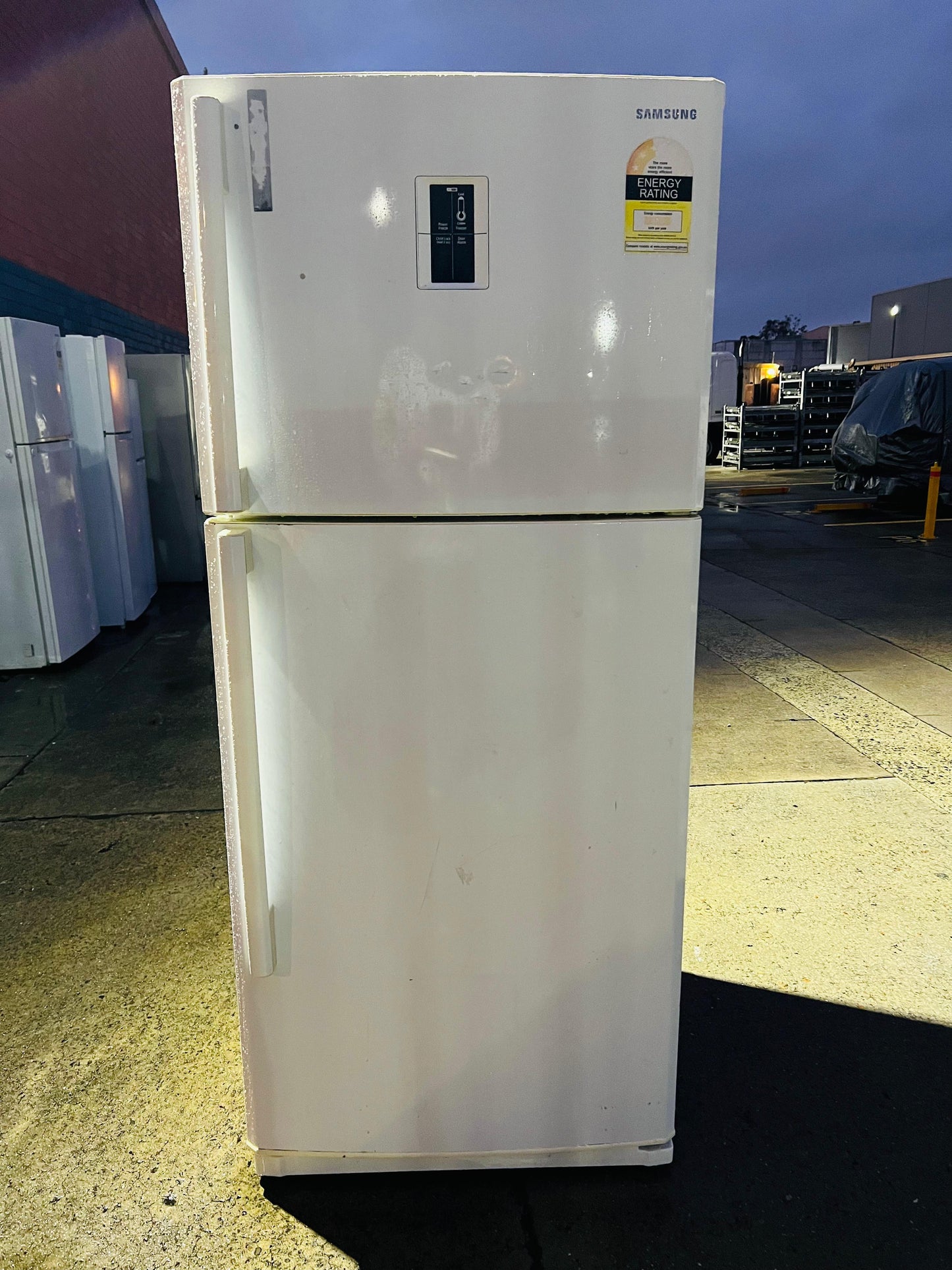 **SAMSUNG 431 LITRES FRIDGE FREEZER**