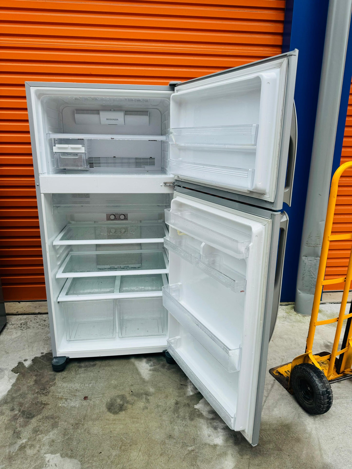 **SHARP 555 LITRES FRIDGE FREEZER**