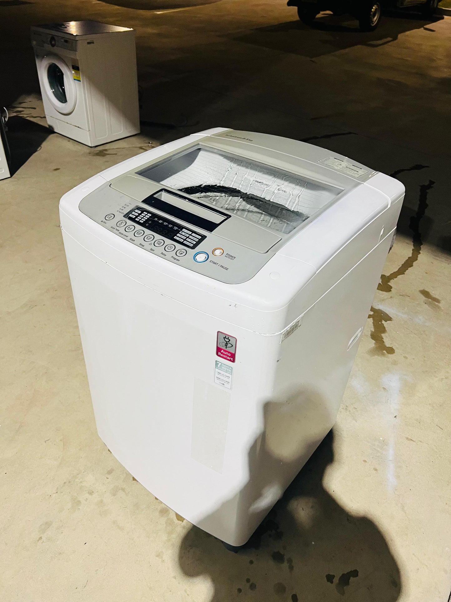 **LG 8.5 KGS TOP LOADER WASHING MACHINE**