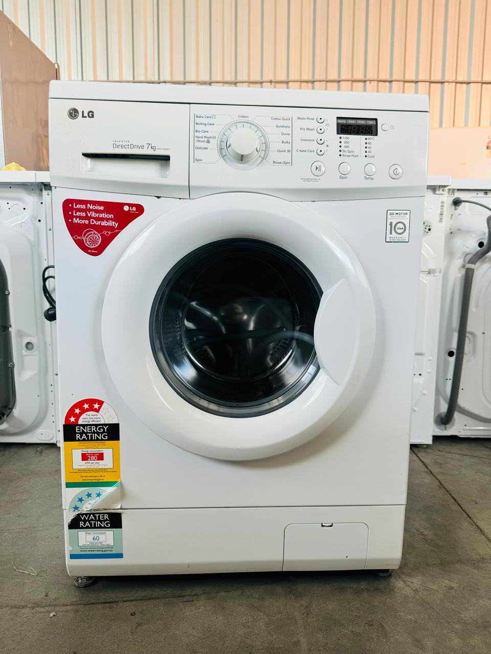 **LG 7KGS FRONT LOADER WASHING MACHINE**