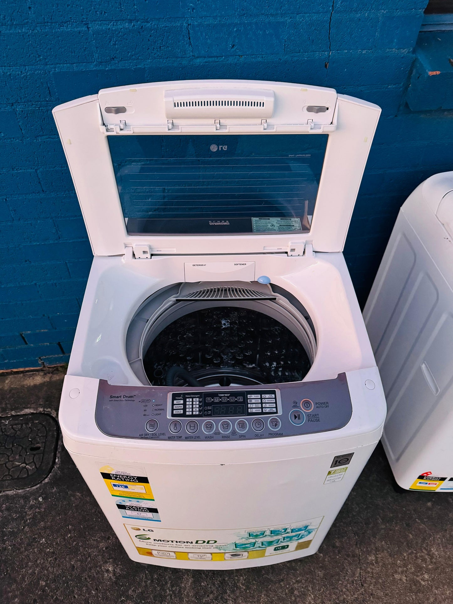 **LG 6.5 KGS TOP LOADER WASHING MACHINE**