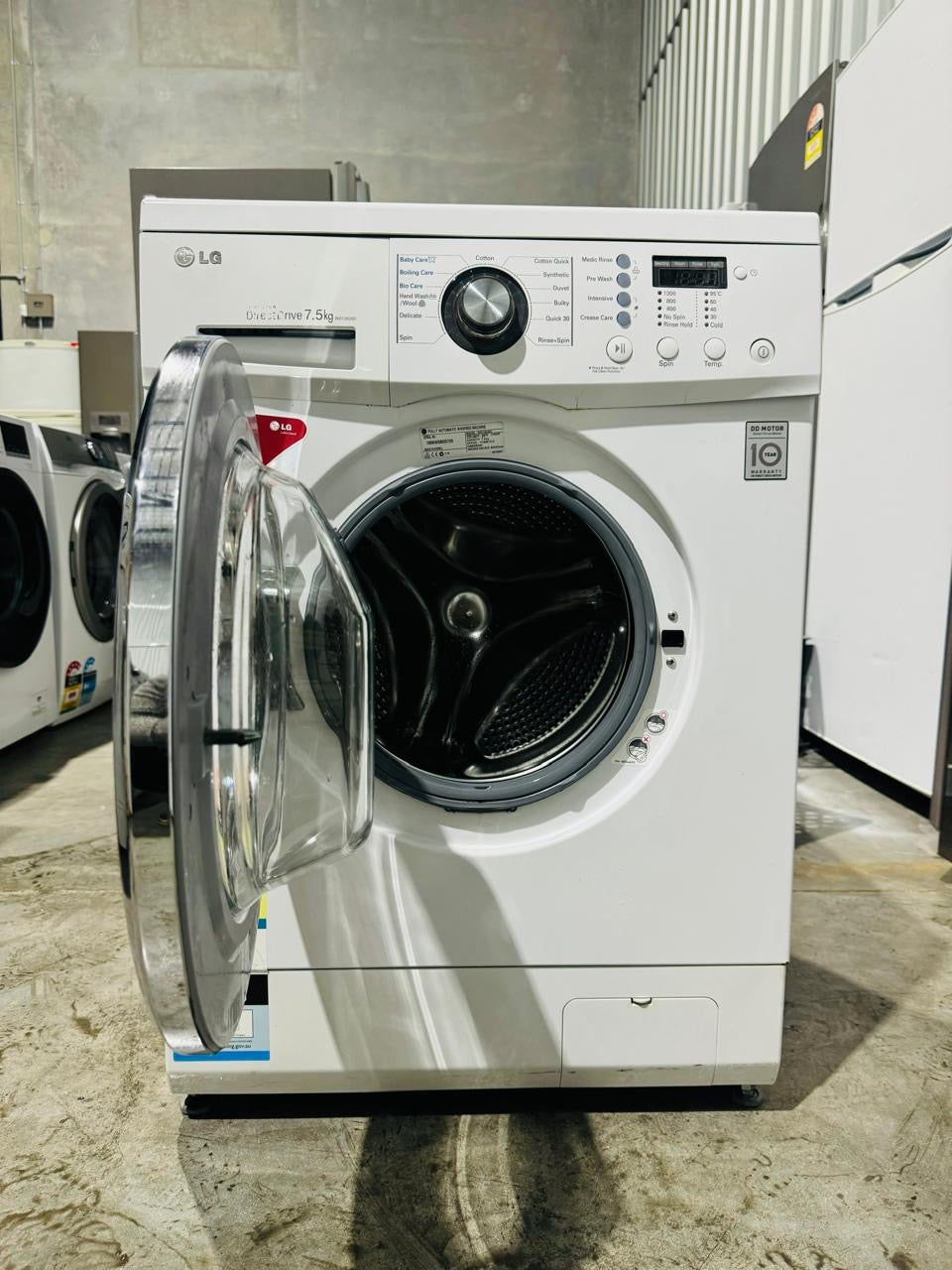 **LG 7.5KGS FRONT LOADER WASHING MACHINE**