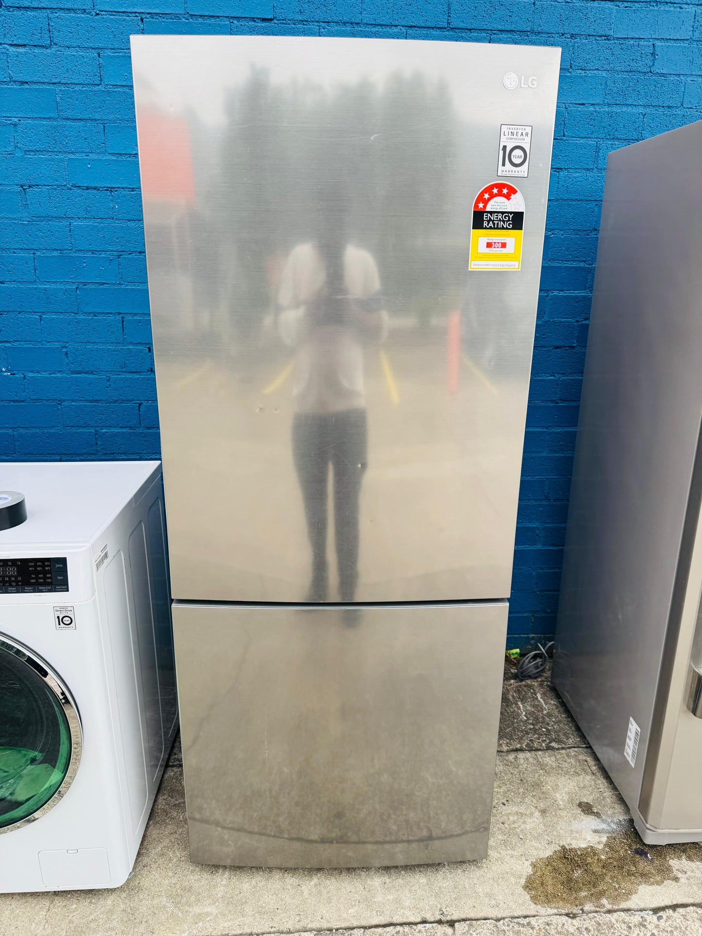 **LG 454 LITRES FRIDGE FREEZER**