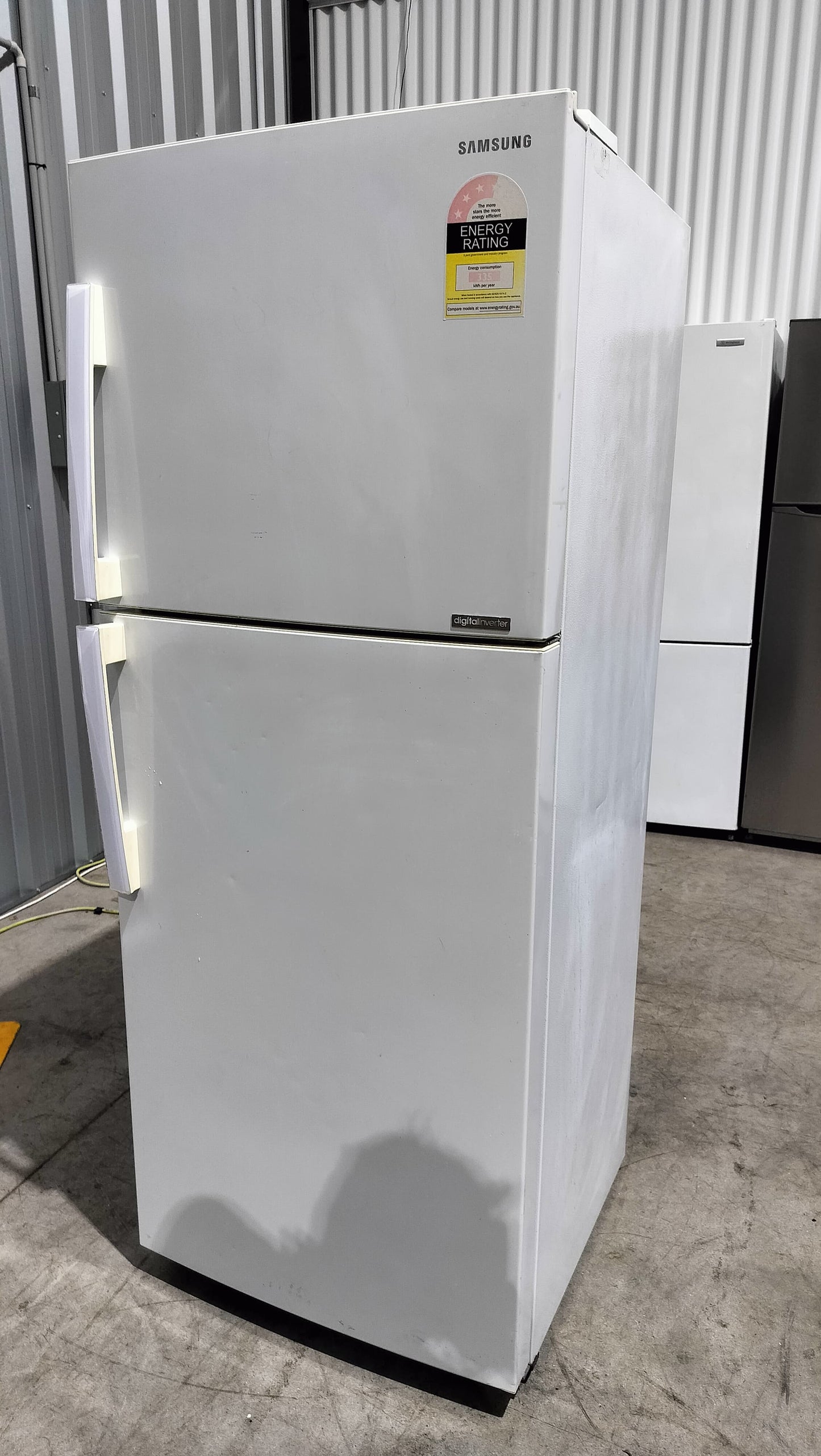 **SAMSUNG 393 LITRES FRIDGE FREEZER**