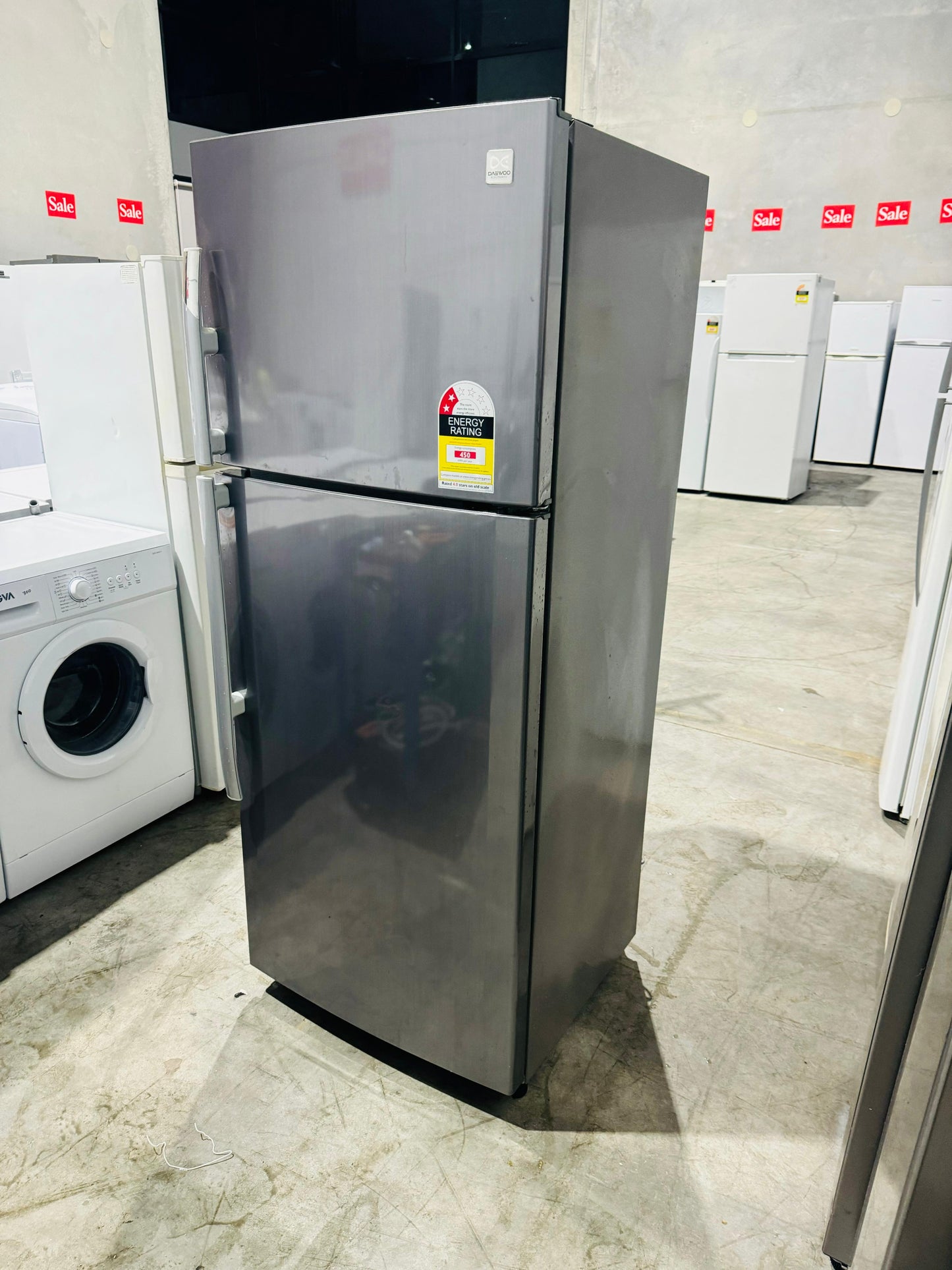 **DAEWOO 353 LITRES FRIDGE FREEZER**