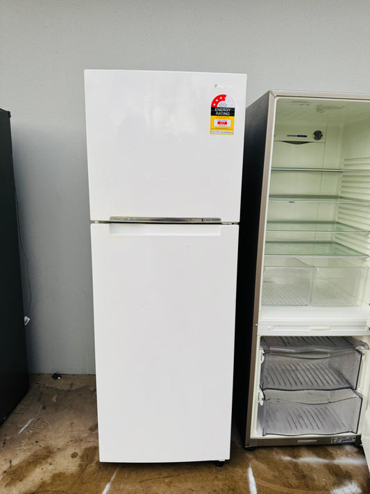 **SAMSUNG 343 LITRES FRIDGE FREEZER**