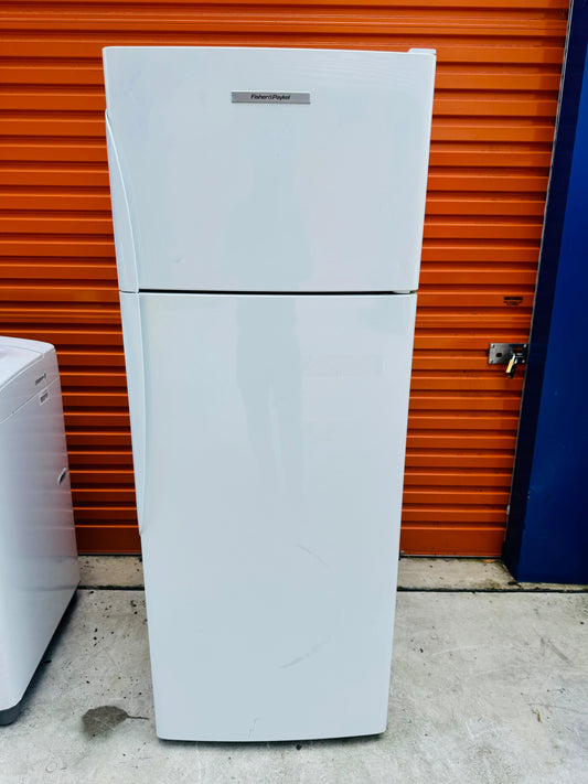 **FISHER & PAYKEL 411 LITRES FRIDGE FREEZER**