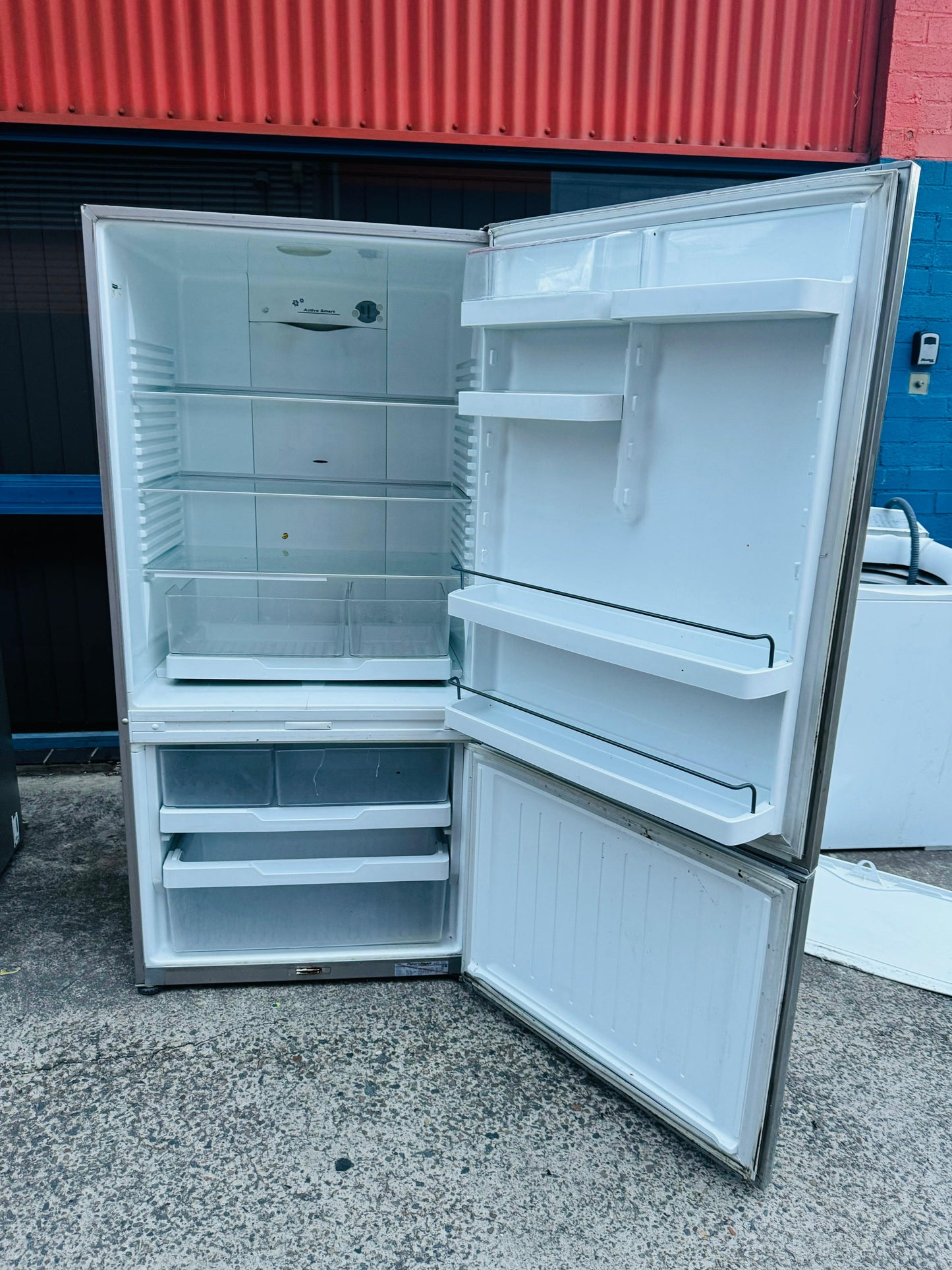 **FISHER & PAYKEL 519 LITRES FRIDGE FREEZER**