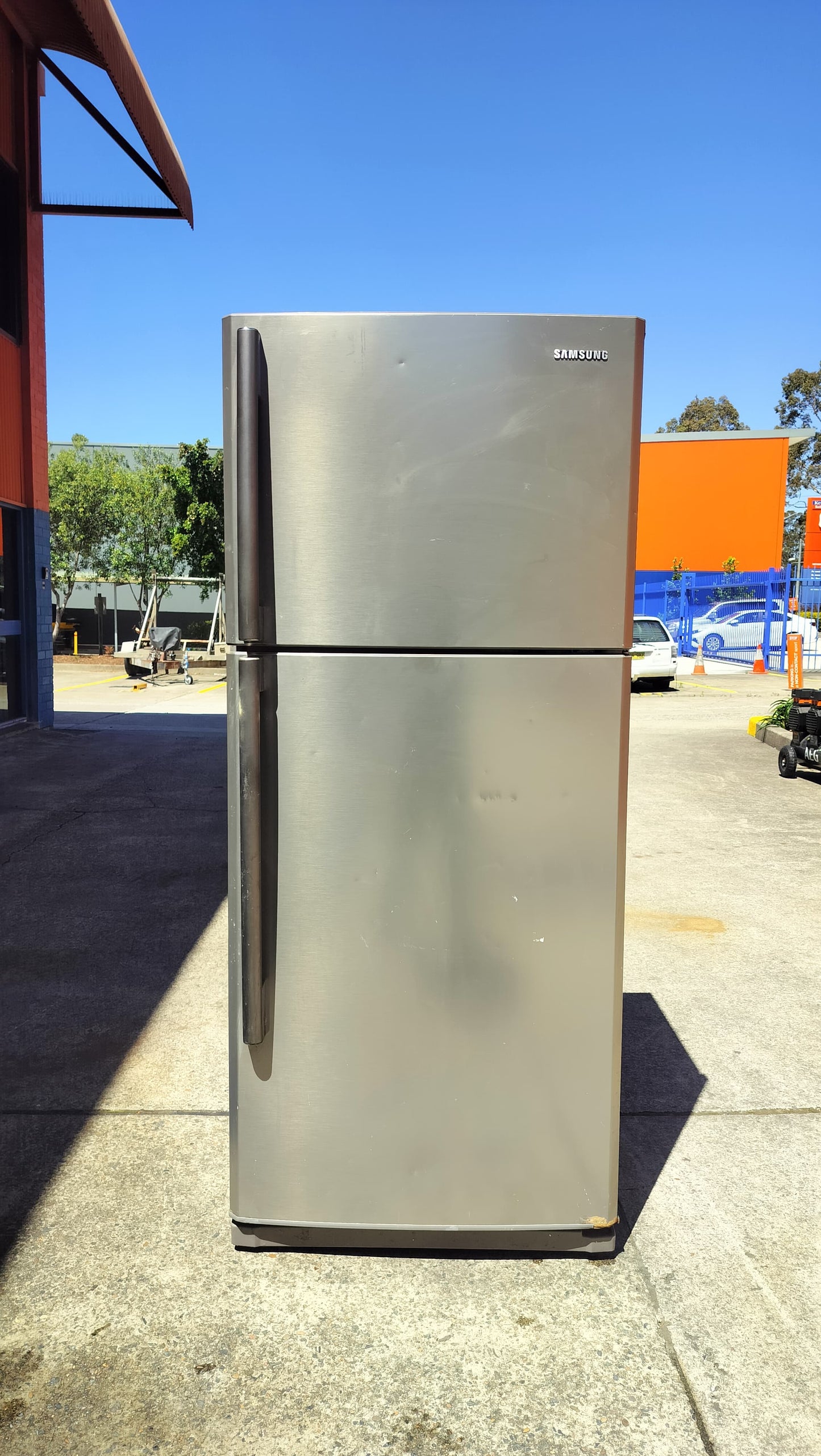 **SAMSUNG 434 LITRES FRIDGE FREEZER**