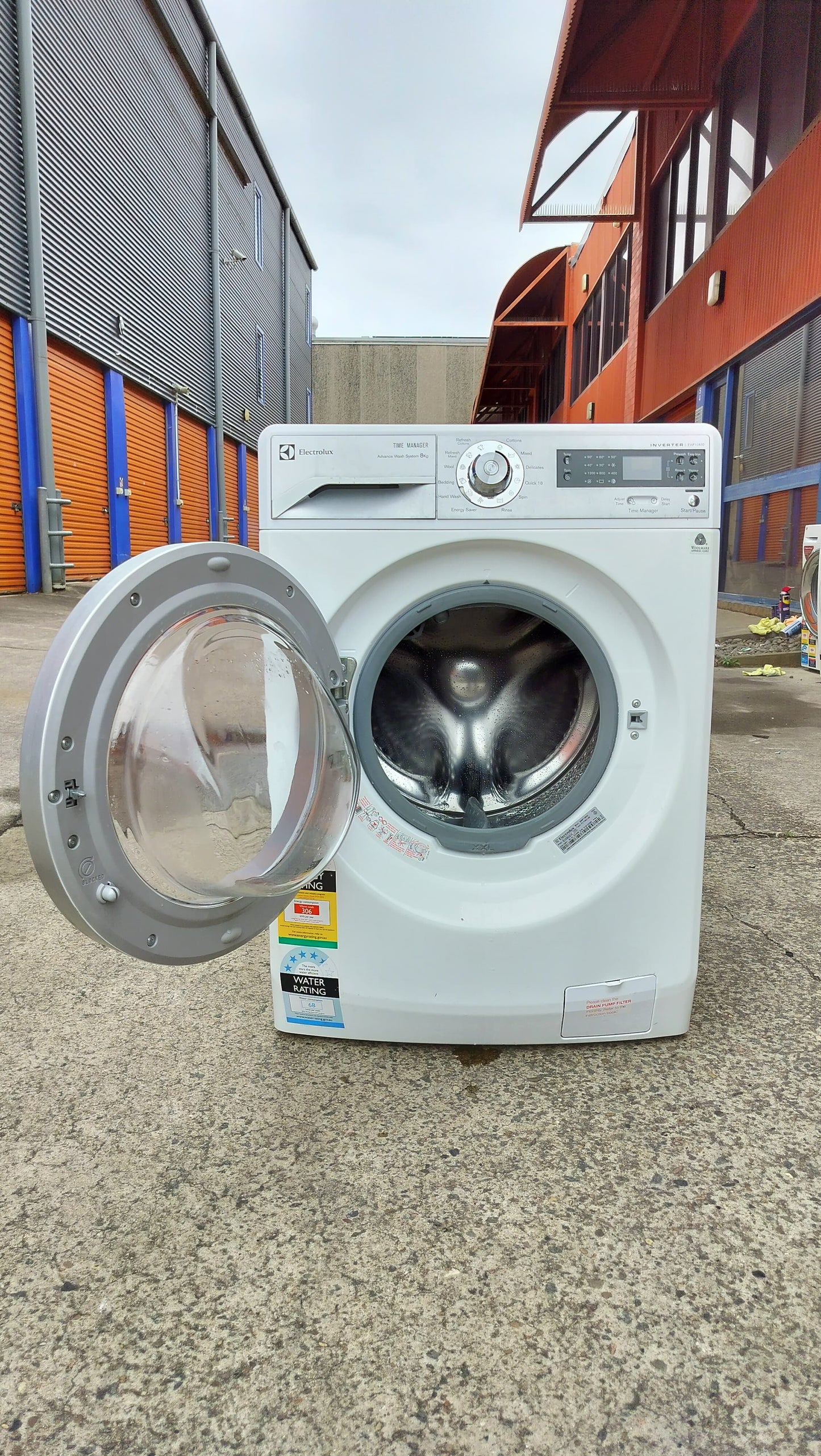 **ELECTROLUX 8 KGS FRONT LOADER WASHING MACHINE**