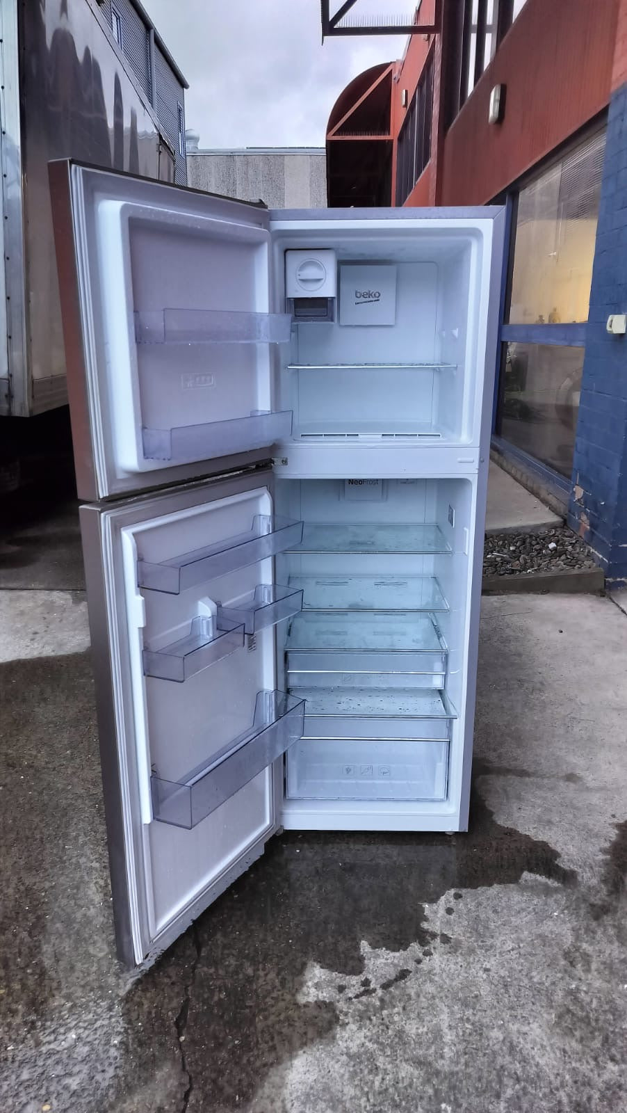 **BEKO 248 LITRES FRIDGE FREEZER**