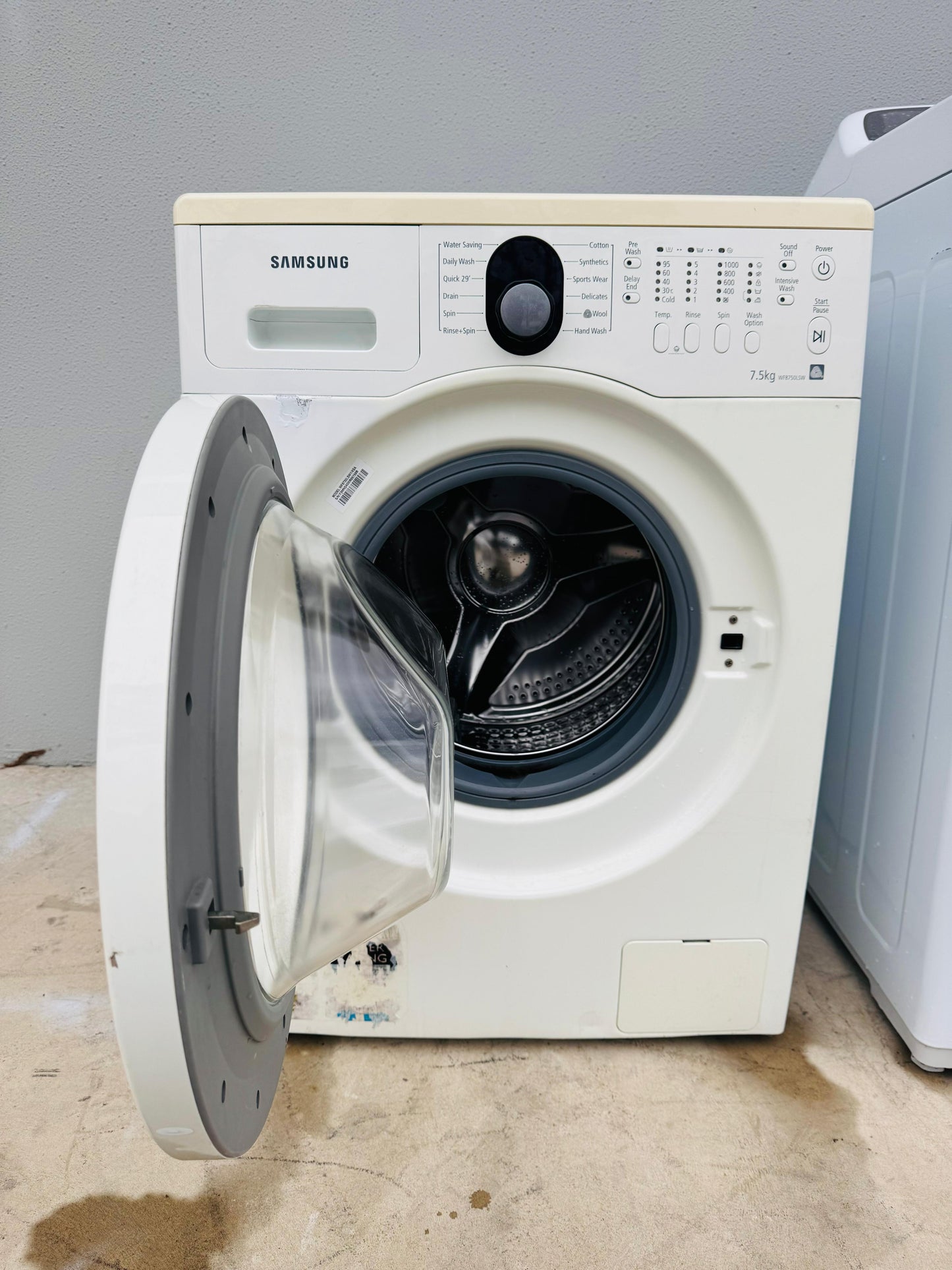 **SAMSUNG 7.5KGS FRONT LOADER WASHING MACHINE**