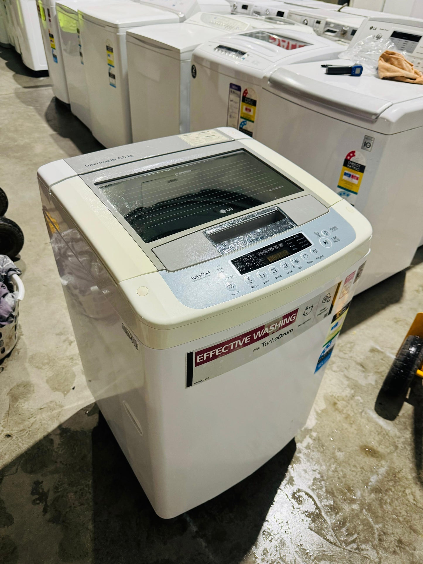 **LG 6.5KGS TOP LOADER WASHING MACHINE**